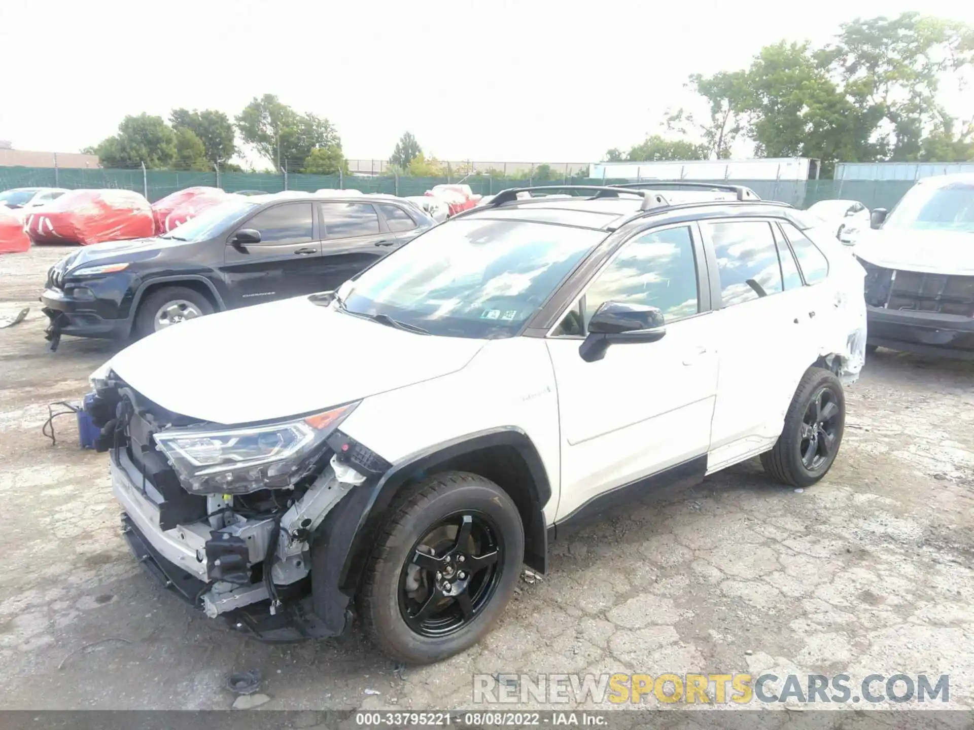 2 Фотография поврежденного автомобиля JTMEWRFV6LJ040738 TOYOTA RAV4 2020