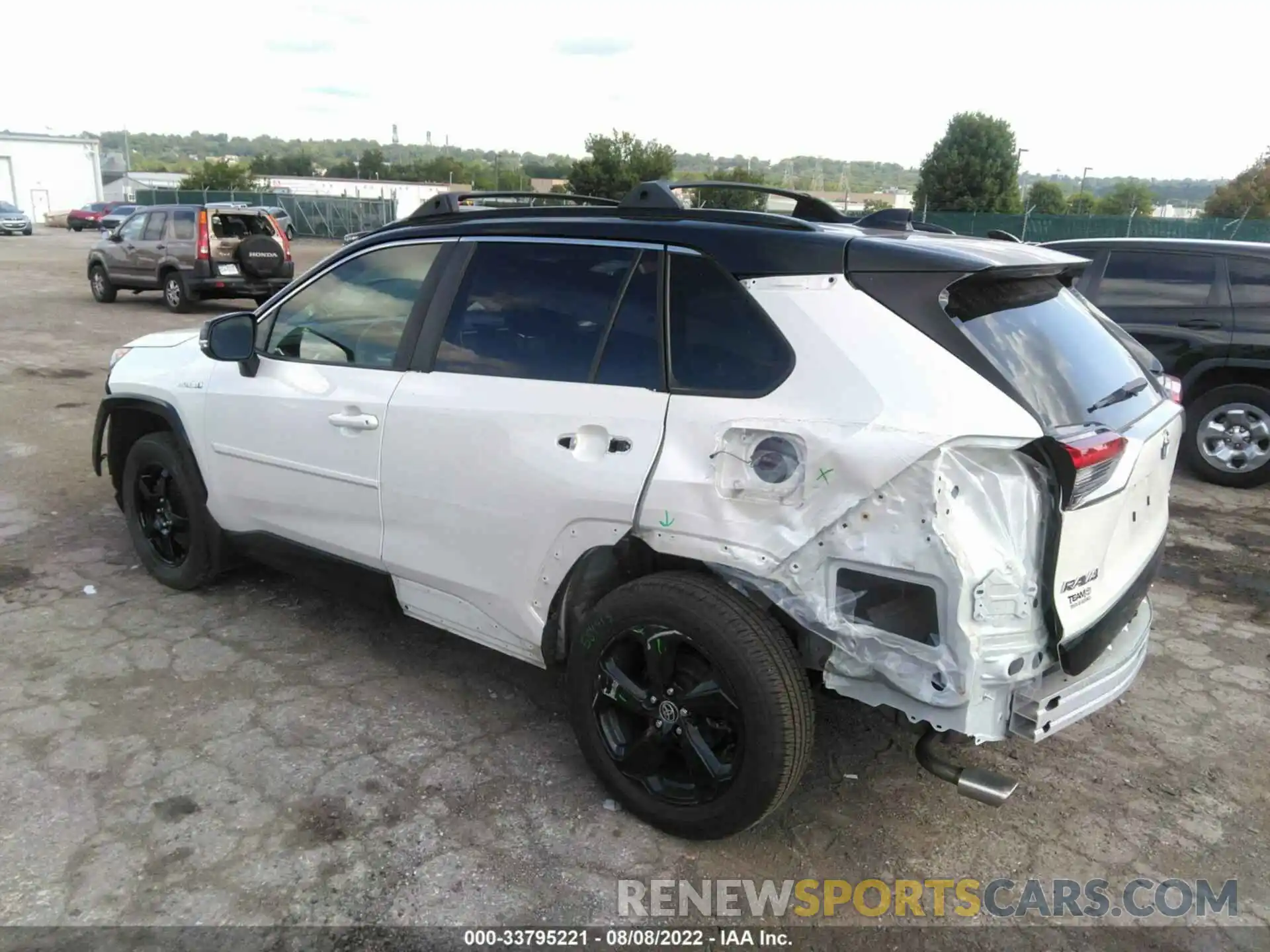 3 Фотография поврежденного автомобиля JTMEWRFV6LJ040738 TOYOTA RAV4 2020