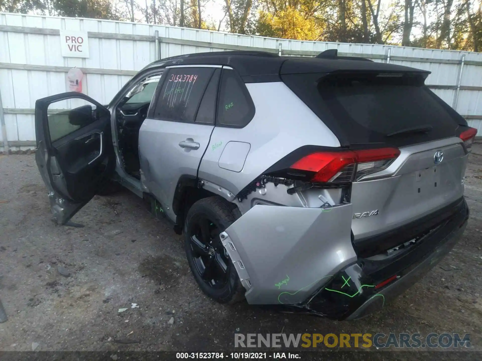 3 Photograph of a damaged car JTMEWRFV6LJ041260 TOYOTA RAV4 2020