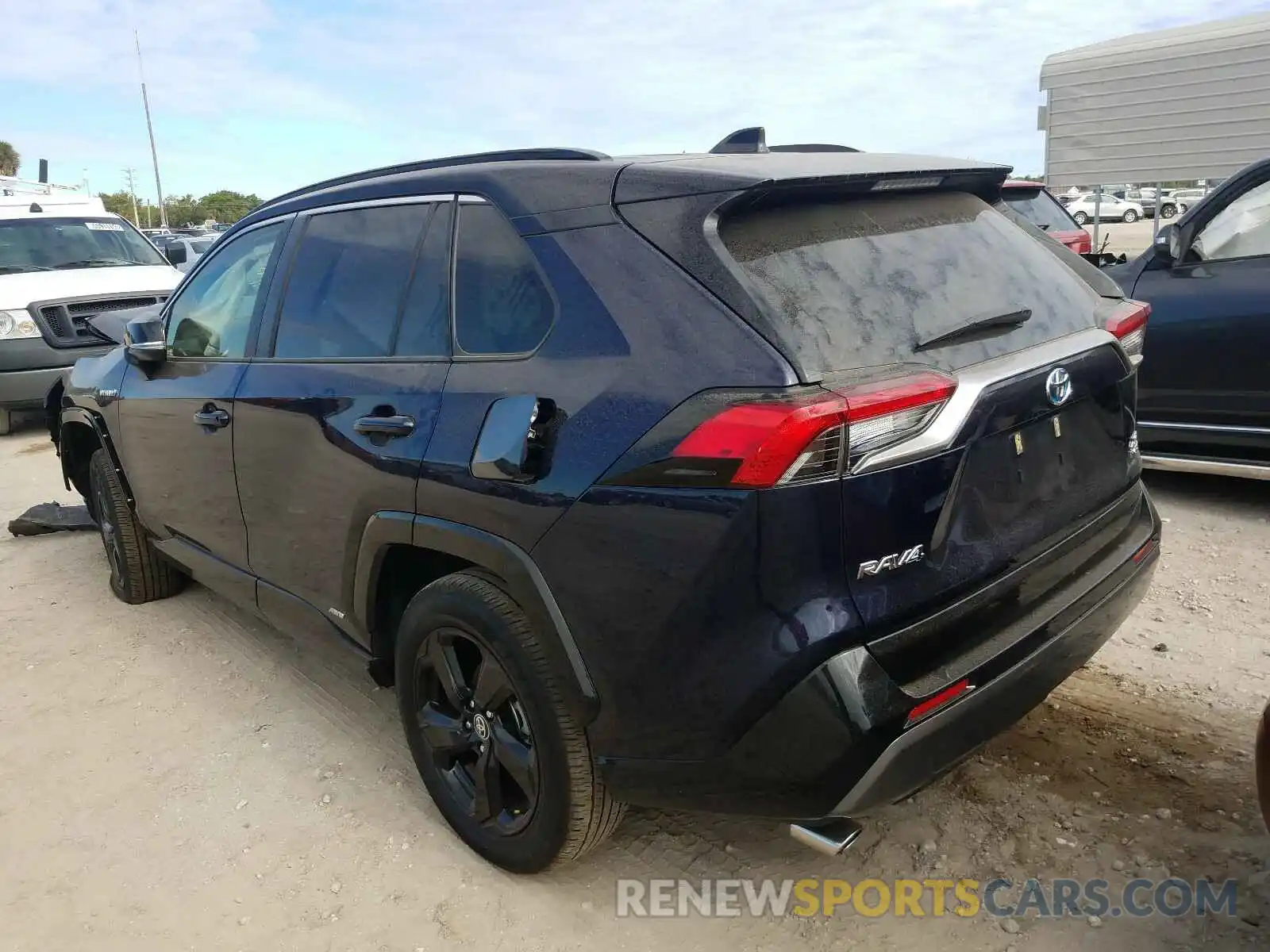 3 Photograph of a damaged car JTMEWRFV6LJ041808 TOYOTA RAV4 2020