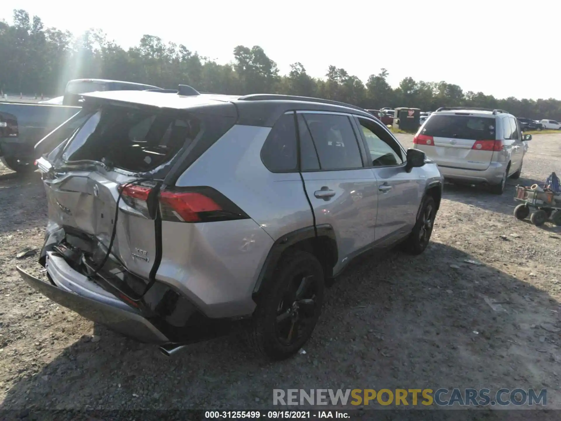 4 Photograph of a damaged car JTMEWRFV6LJ048144 TOYOTA RAV4 2020