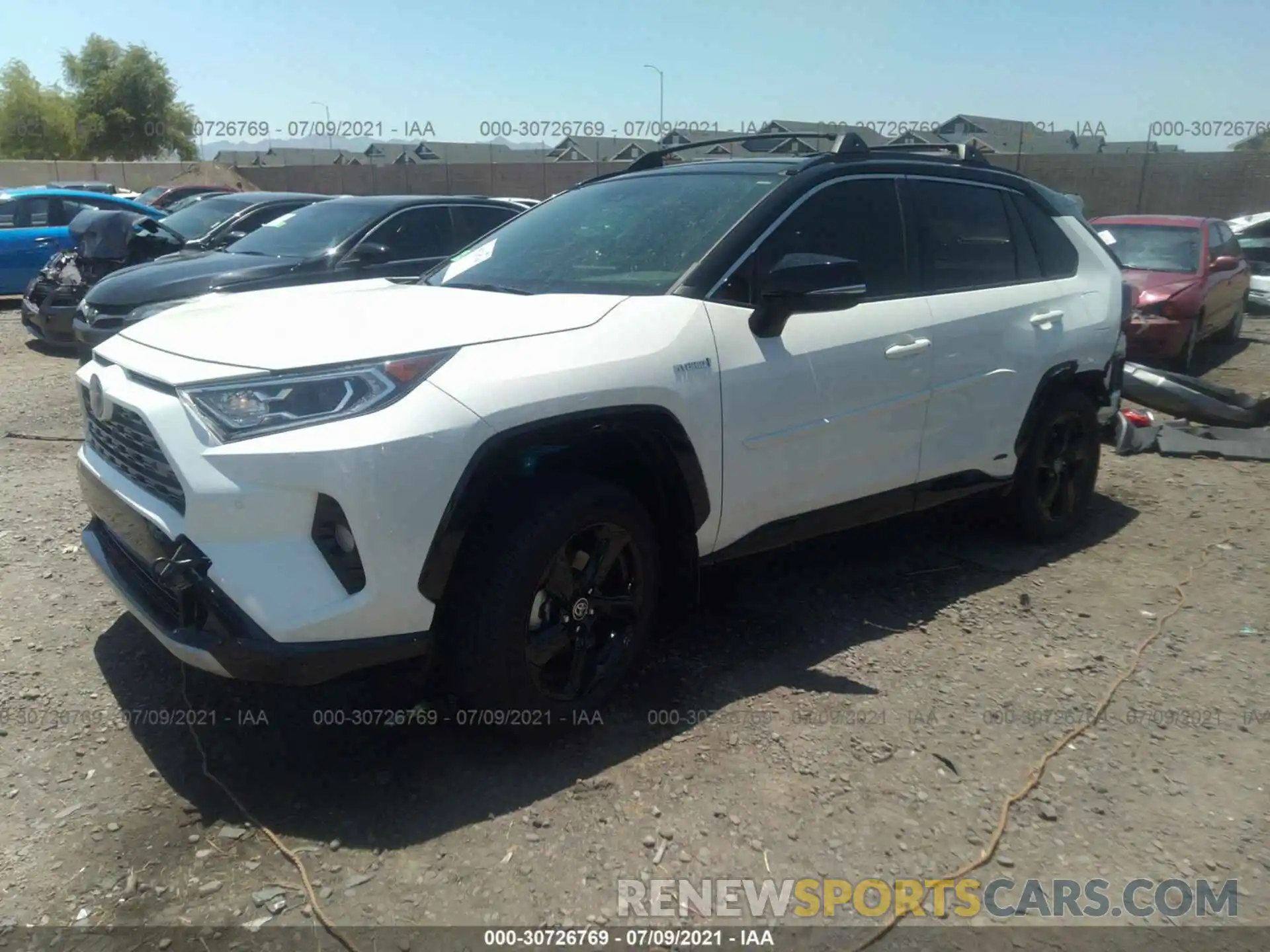 2 Фотография поврежденного автомобиля JTMEWRFV7LD532418 TOYOTA RAV4 2020