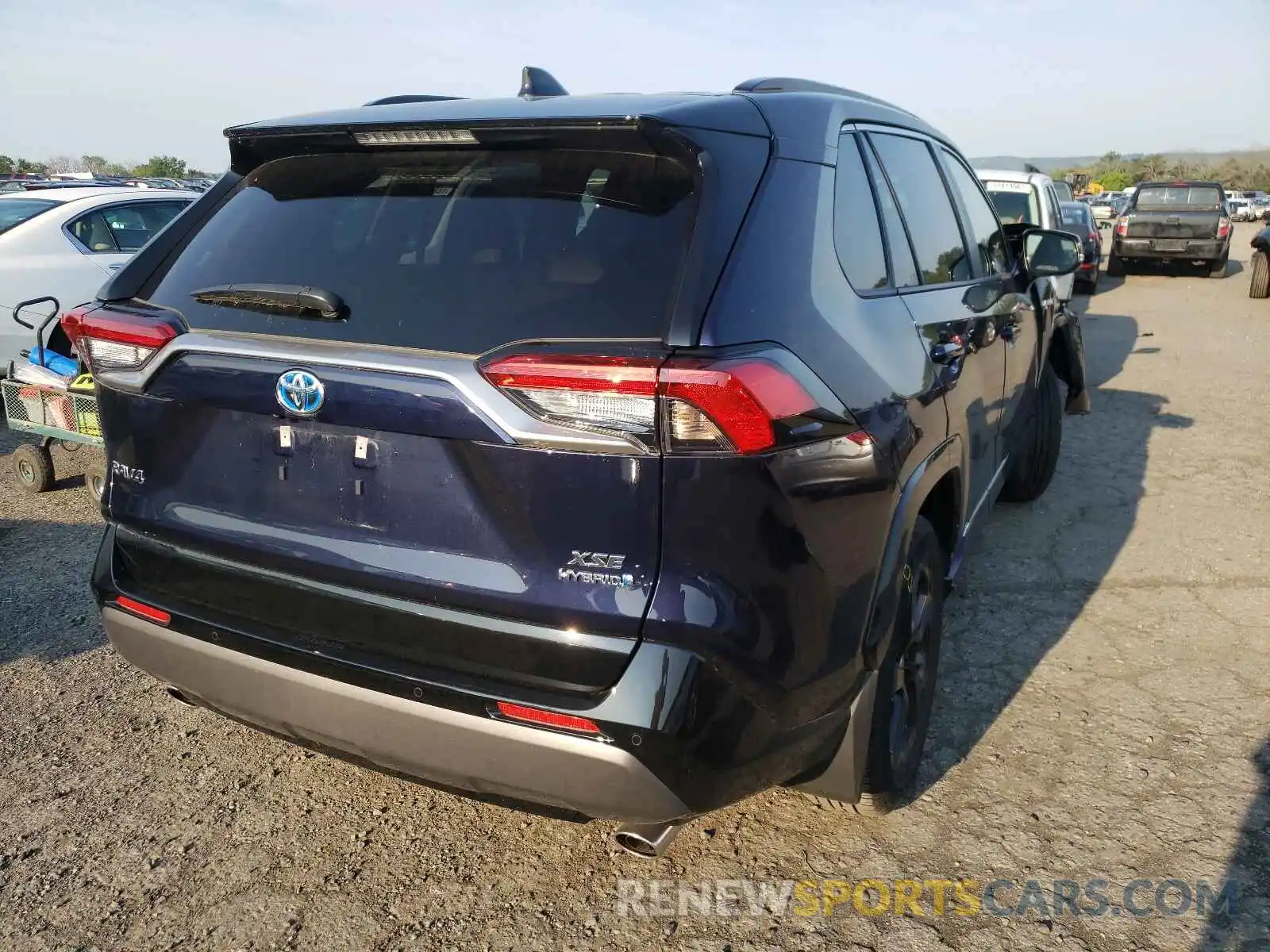 4 Photograph of a damaged car JTMEWRFV7LD548523 TOYOTA RAV4 2020