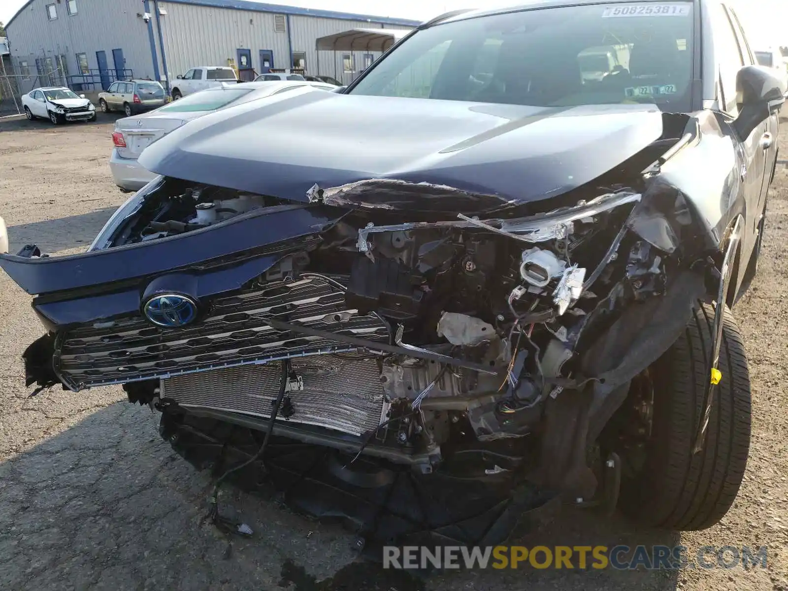 9 Photograph of a damaged car JTMEWRFV7LD548523 TOYOTA RAV4 2020