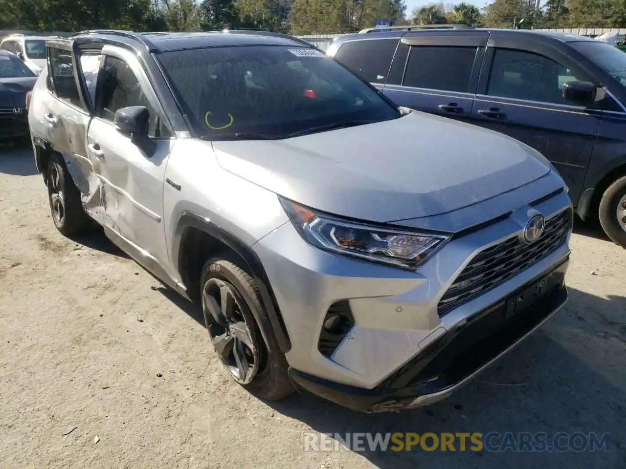 1 Photograph of a damaged car JTMEWRFV7LJ031451 TOYOTA RAV4 2020