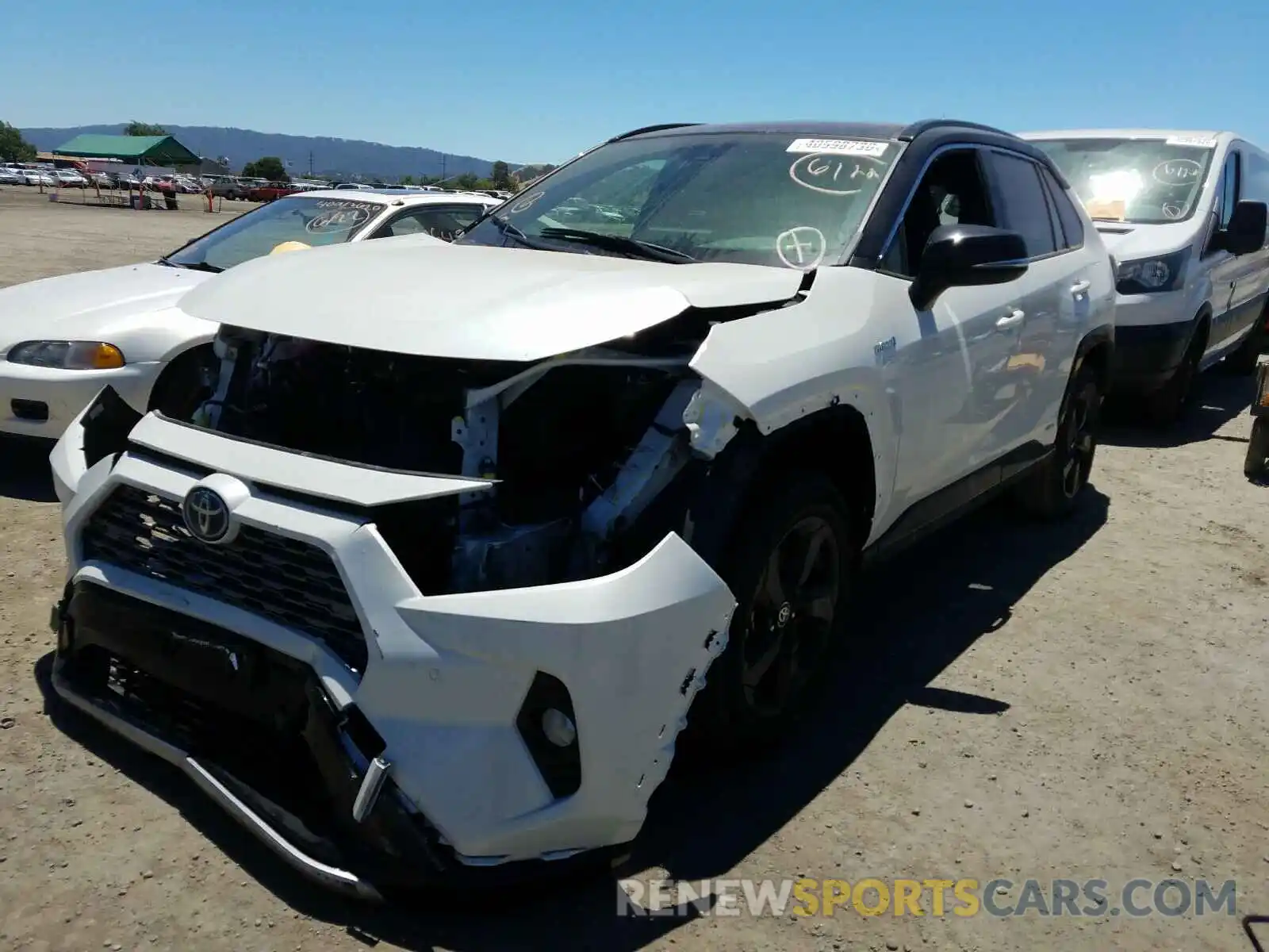 2 Photograph of a damaged car JTMEWRFV7LJ037203 TOYOTA RAV4 2020