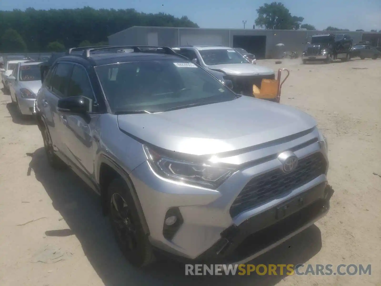 1 Photograph of a damaged car JTMEWRFV7LJ043387 TOYOTA RAV4 2020