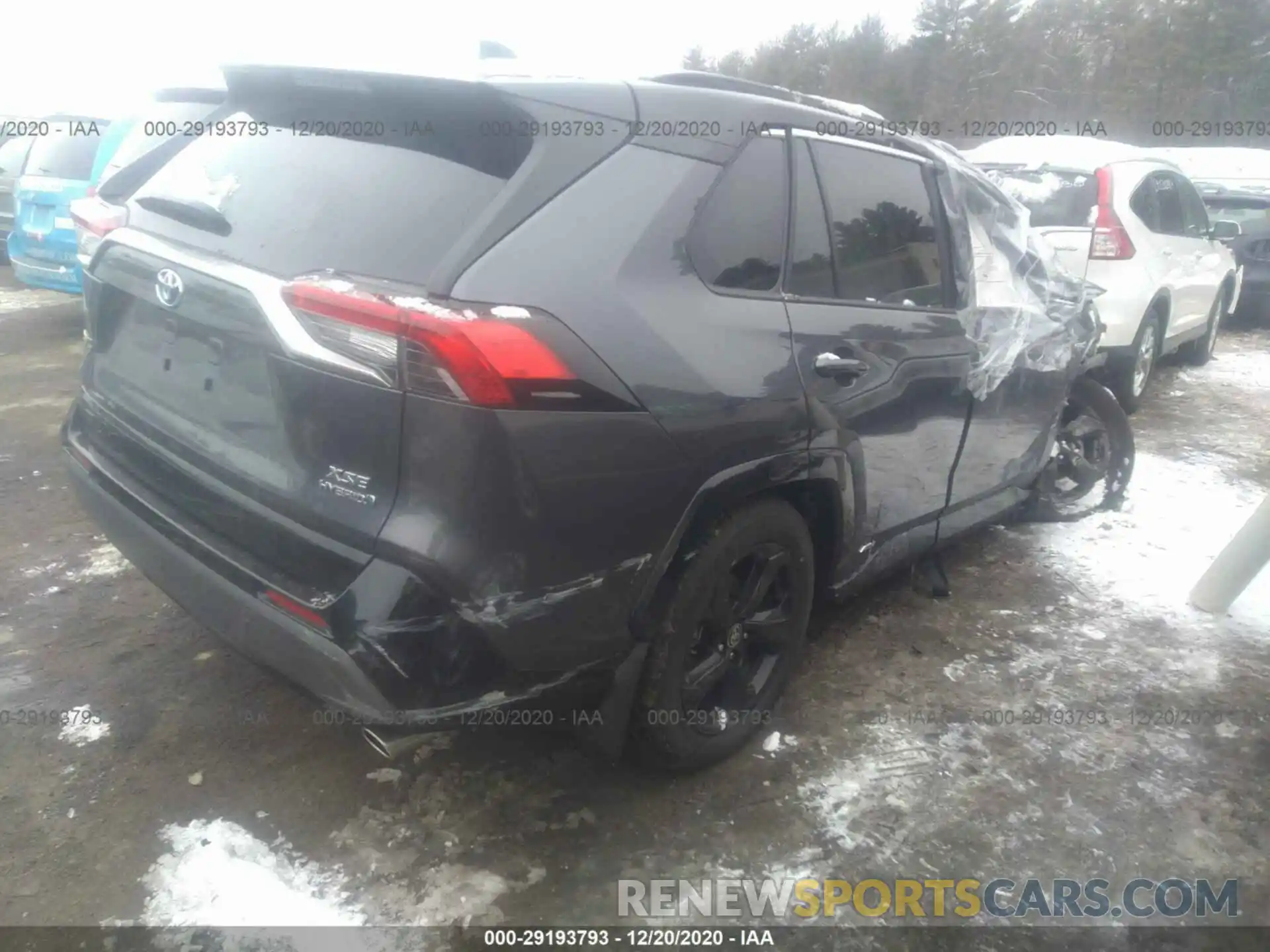 4 Photograph of a damaged car JTMEWRFV8LD533920 TOYOTA RAV4 2020