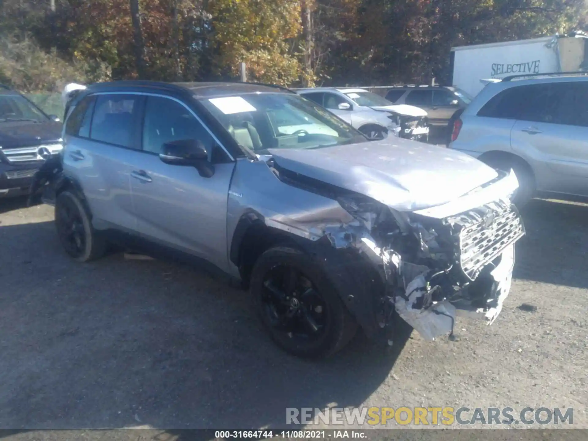 1 Photograph of a damaged car JTMEWRFV8LD543671 TOYOTA RAV4 2020