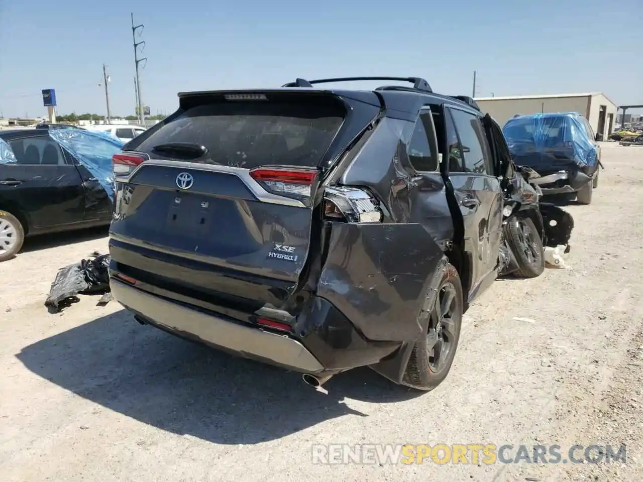 4 Photograph of a damaged car JTMEWRFV8LD547865 TOYOTA RAV4 2020