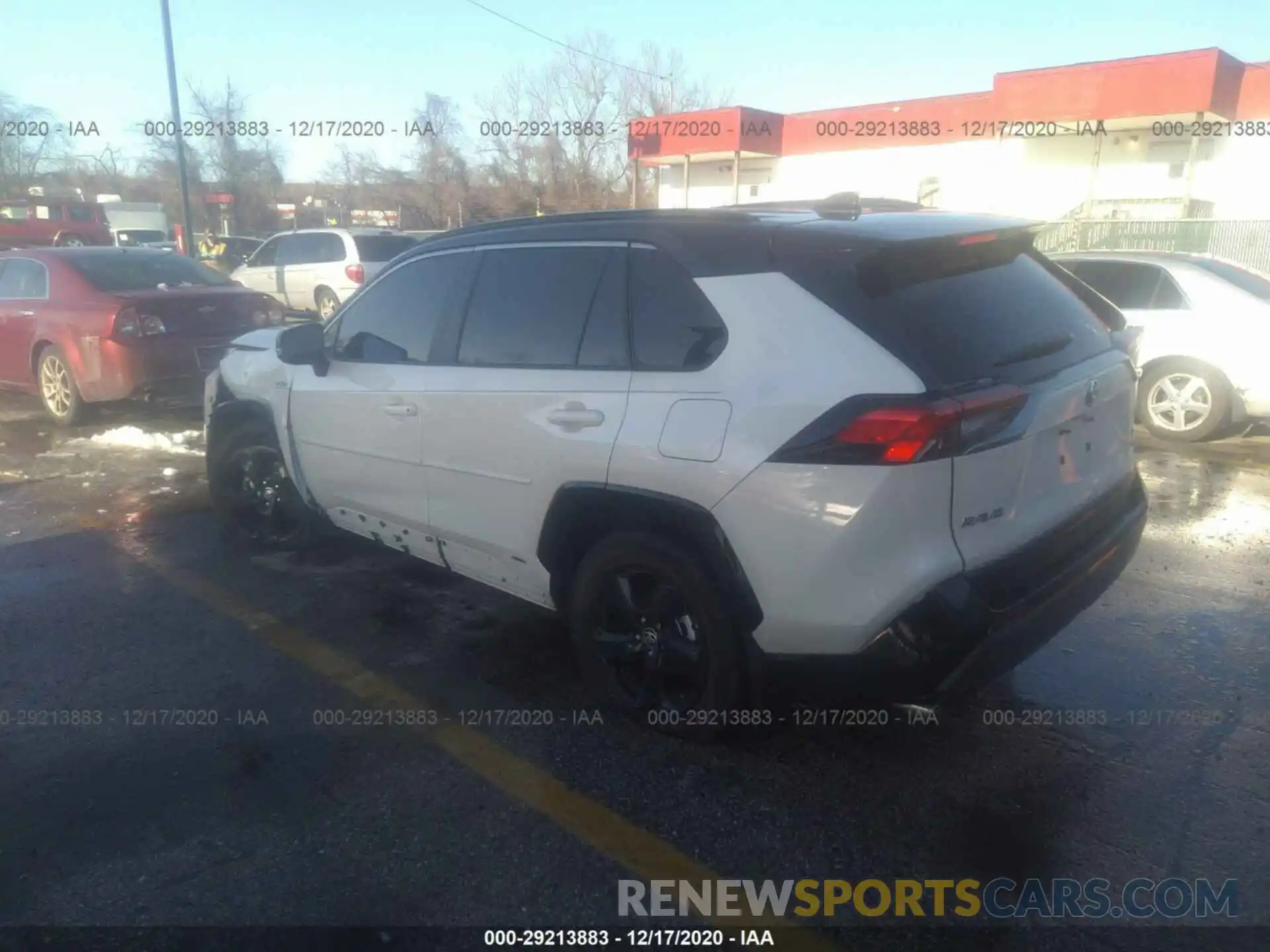 3 Photograph of a damaged car JTMEWRFV8LJ030776 TOYOTA RAV4 2020