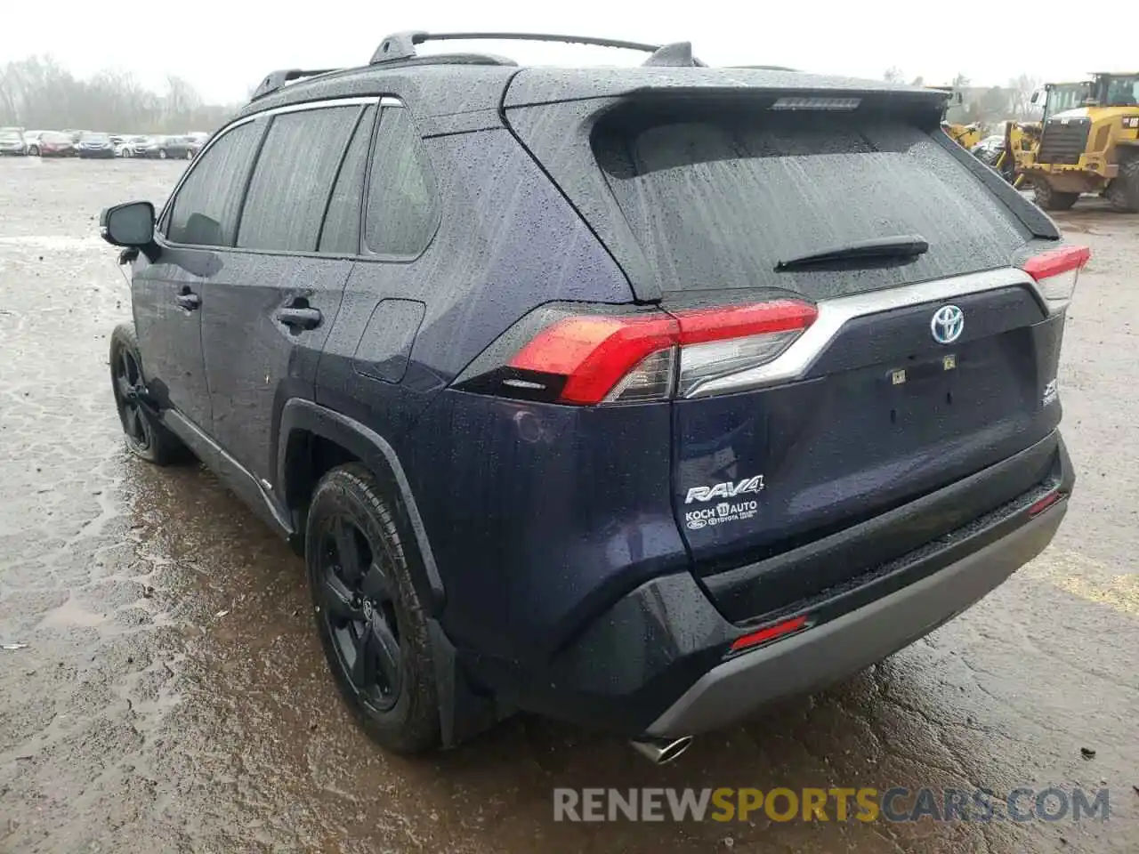 3 Photograph of a damaged car JTMEWRFV8LJ032060 TOYOTA RAV4 2020