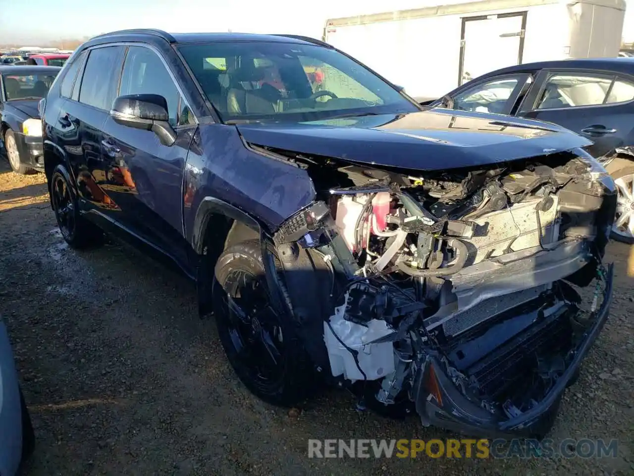 1 Photograph of a damaged car JTMEWRFV8LJ035086 TOYOTA RAV4 2020