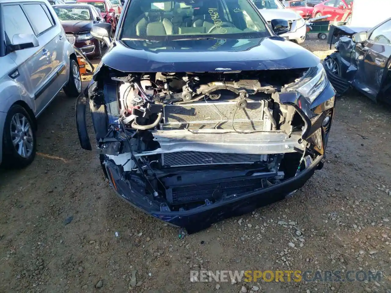 9 Photograph of a damaged car JTMEWRFV8LJ035086 TOYOTA RAV4 2020