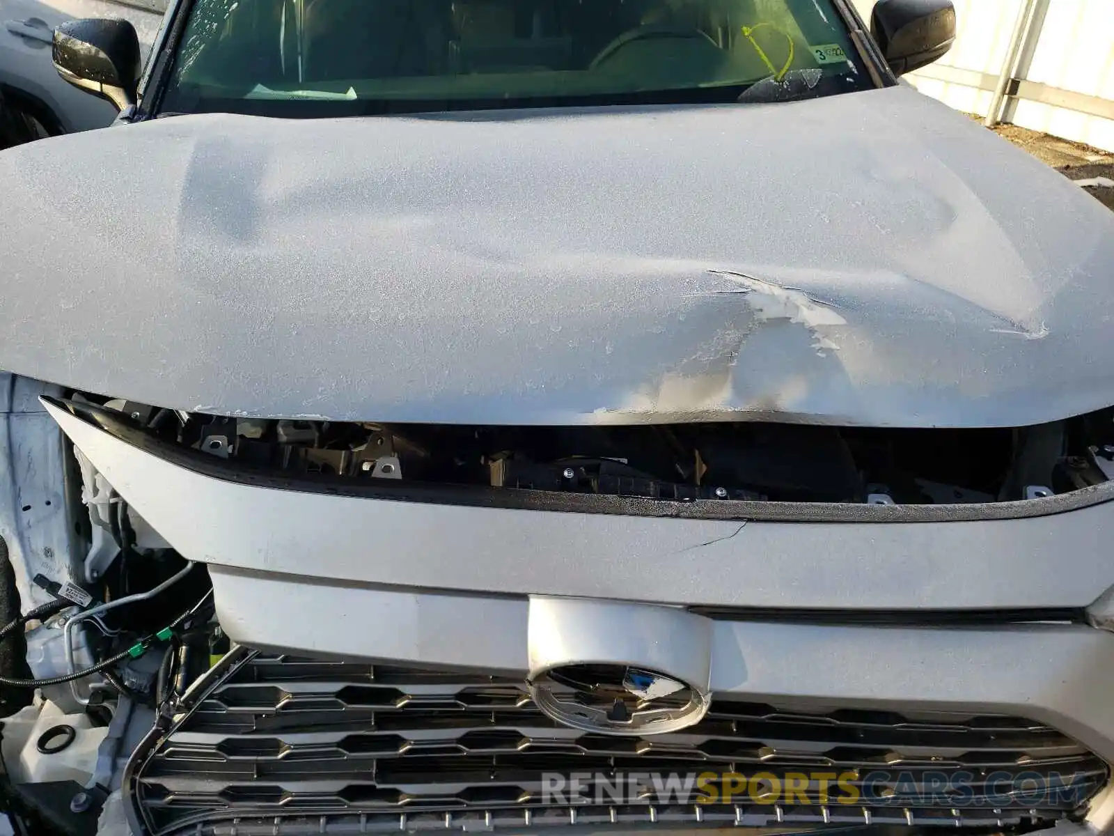 7 Photograph of a damaged car JTMEWRFV8LJ043298 TOYOTA RAV4 2020