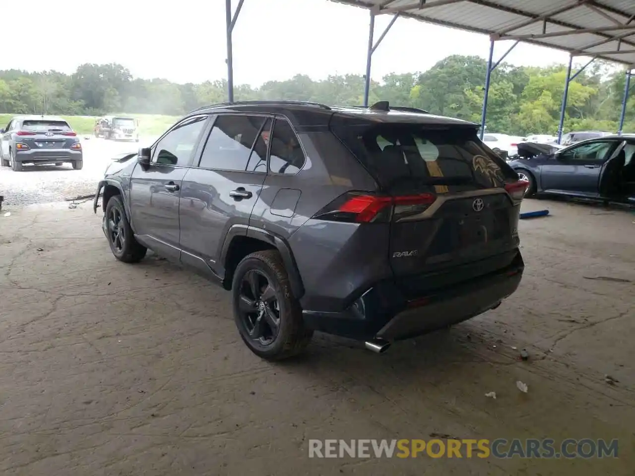 3 Photograph of a damaged car JTMEWRFV8LJ046010 TOYOTA RAV4 2020