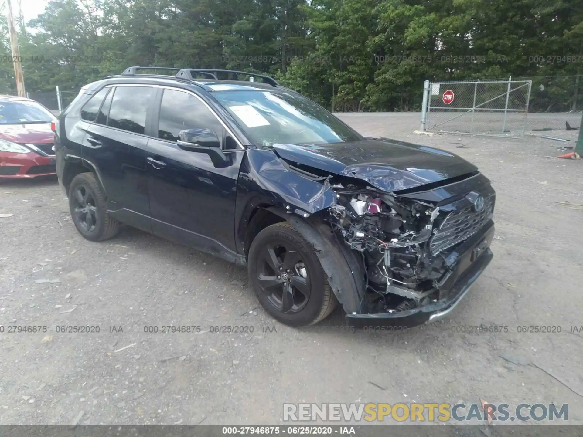 1 Photograph of a damaged car JTMEWRFV9LD531237 TOYOTA RAV4 2020