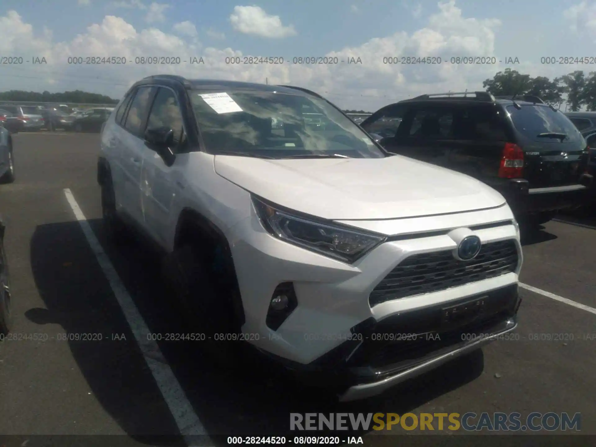 1 Photograph of a damaged car JTMEWRFV9LD534932 TOYOTA RAV4 2020