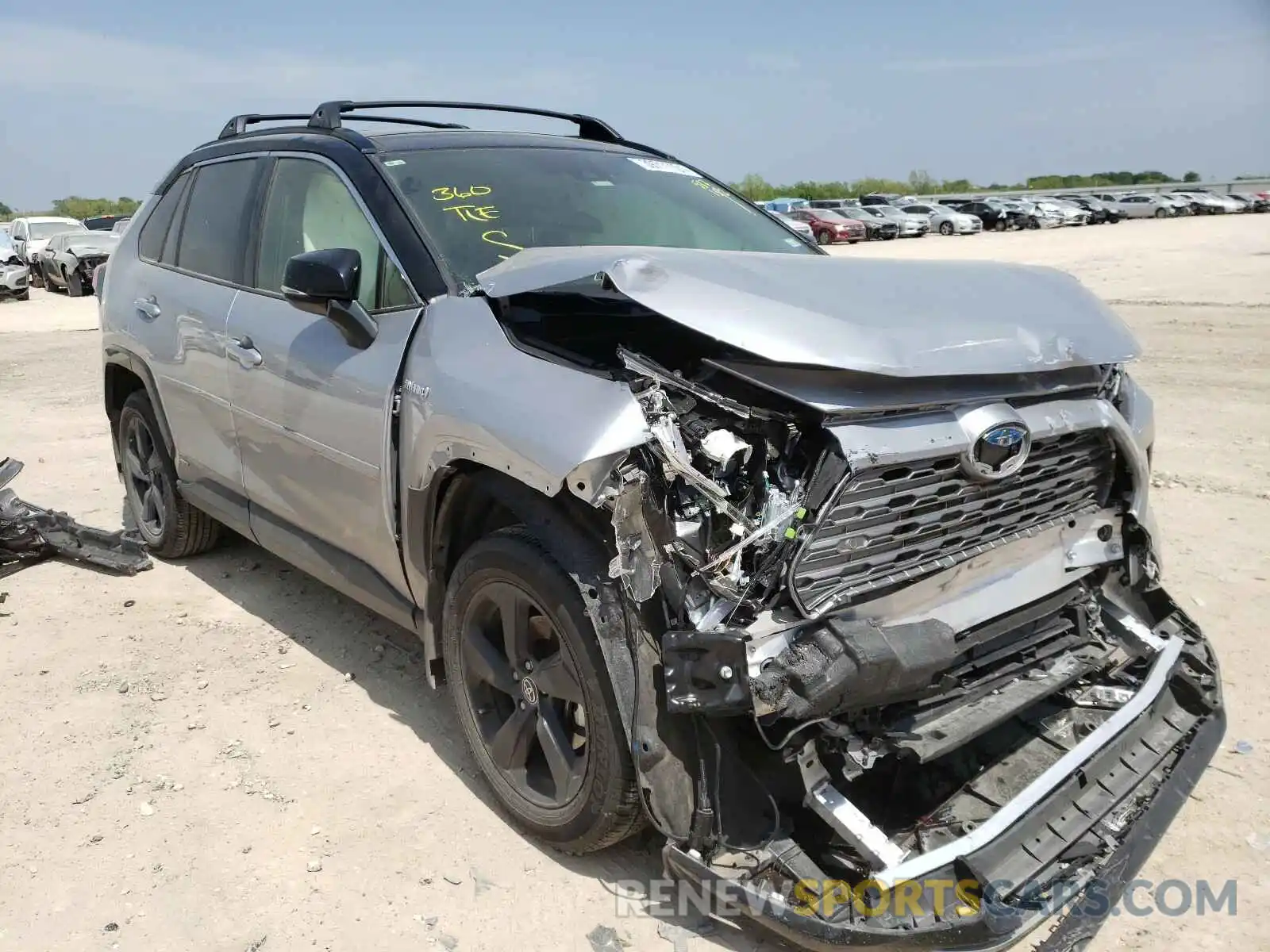 1 Photograph of a damaged car JTMEWRFV9LD537152 TOYOTA RAV4 2020