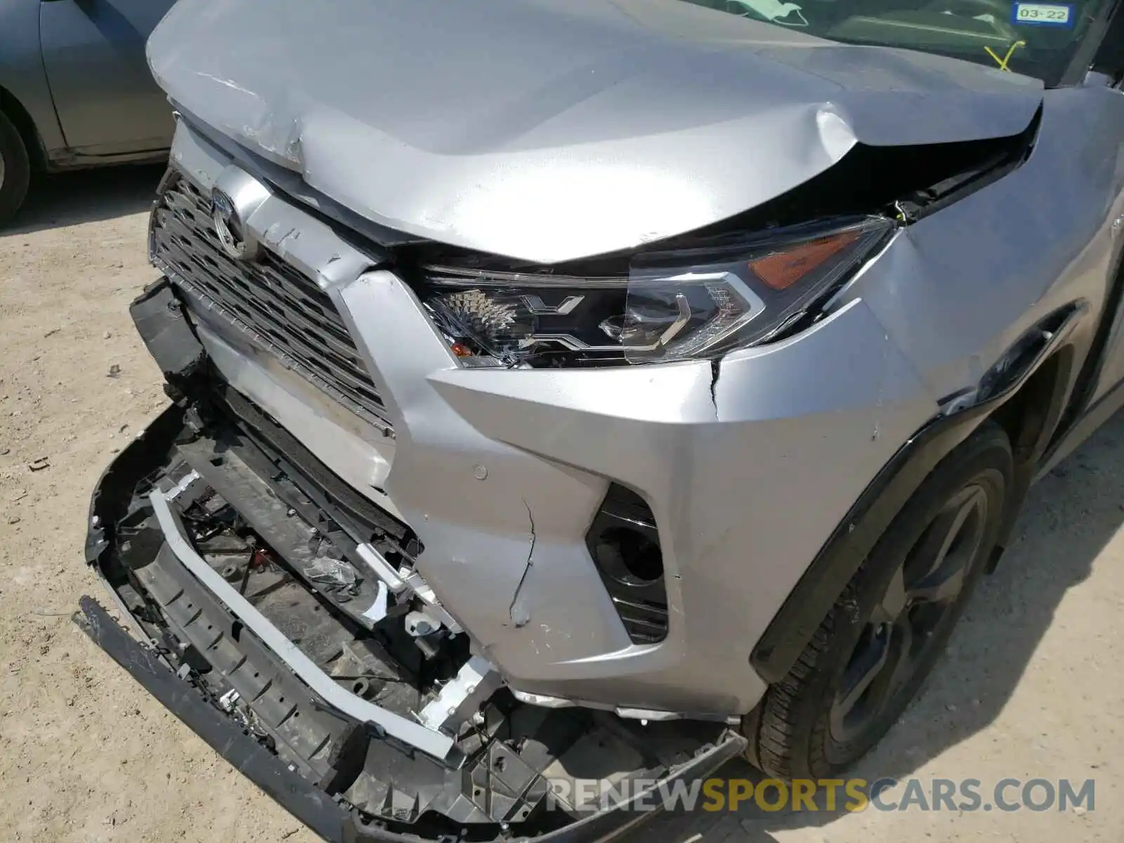 9 Photograph of a damaged car JTMEWRFV9LD537152 TOYOTA RAV4 2020