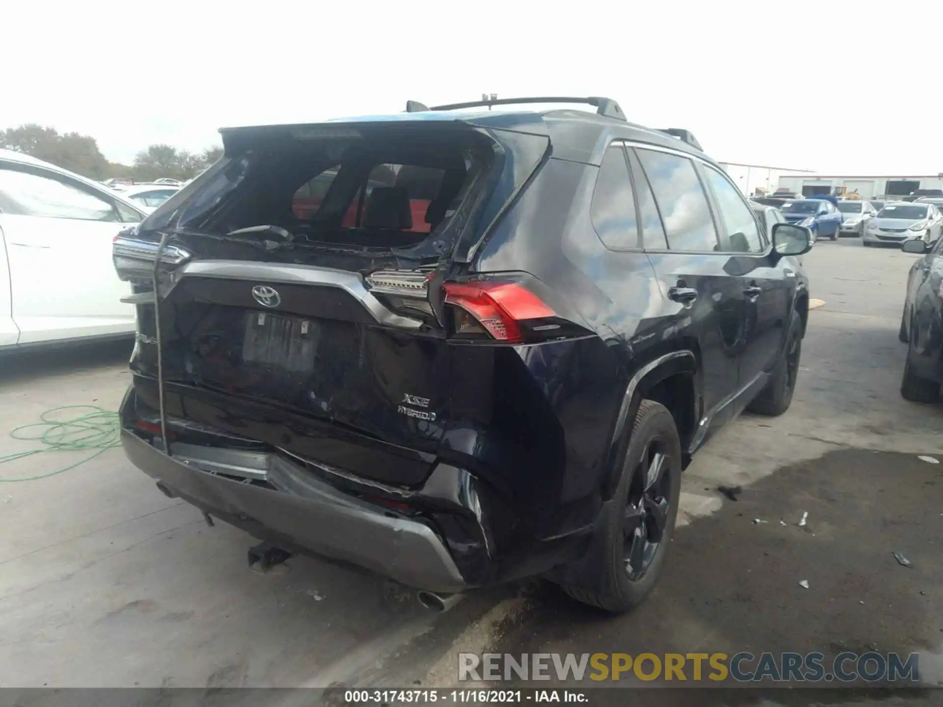 4 Photograph of a damaged car JTMEWRFV9LD546515 TOYOTA RAV4 2020