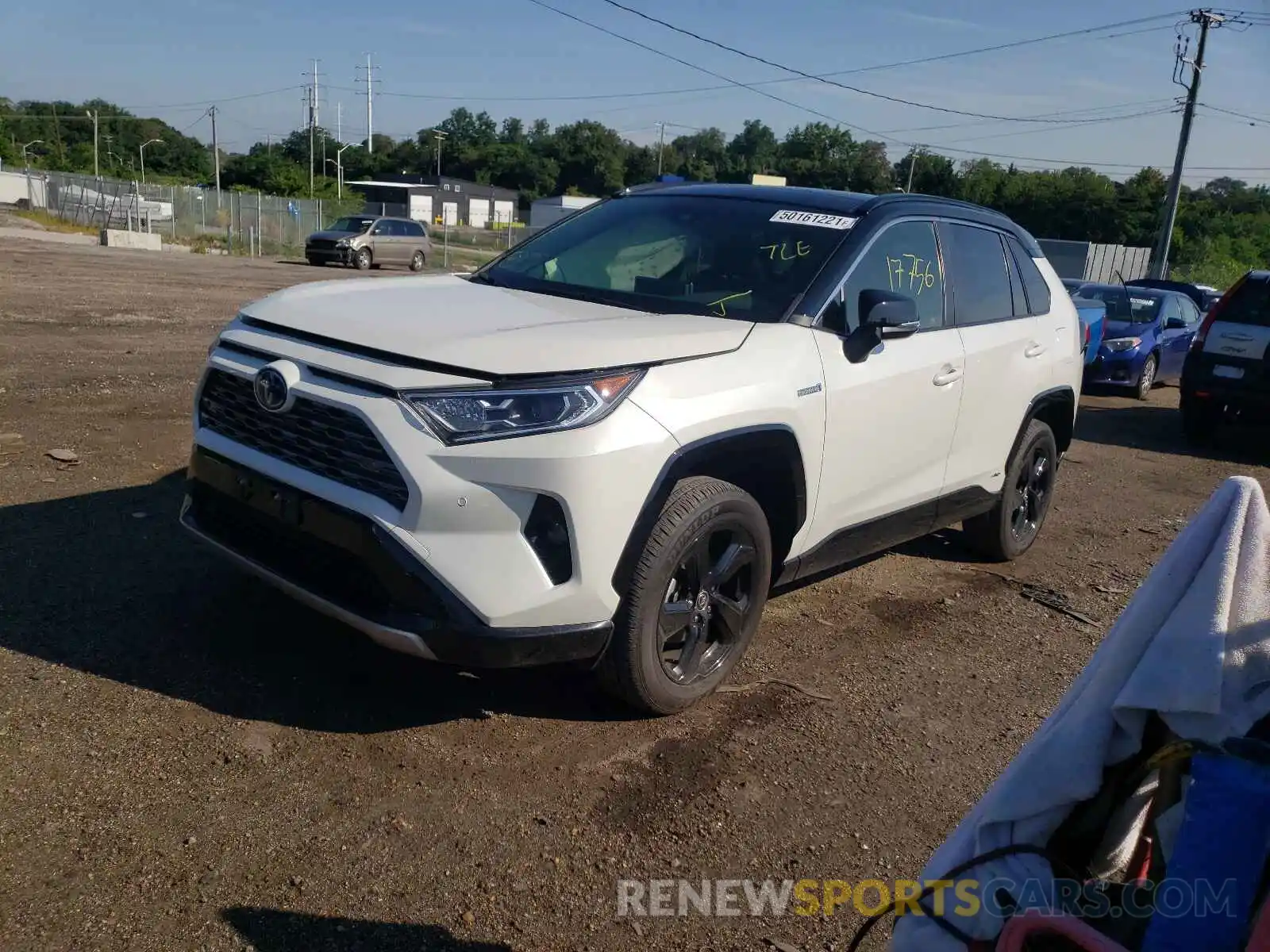 2 Photograph of a damaged car JTMEWRFV9LJ033475 TOYOTA RAV4 2020