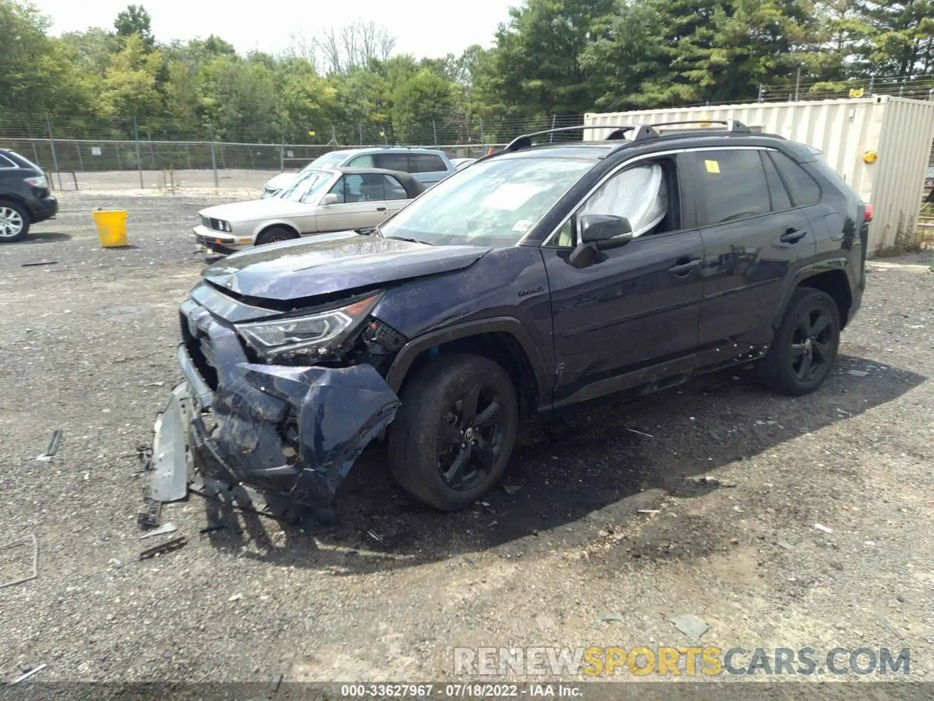 2 Photograph of a damaged car JTMEWRFV9LJ039258 TOYOTA RAV4 2020