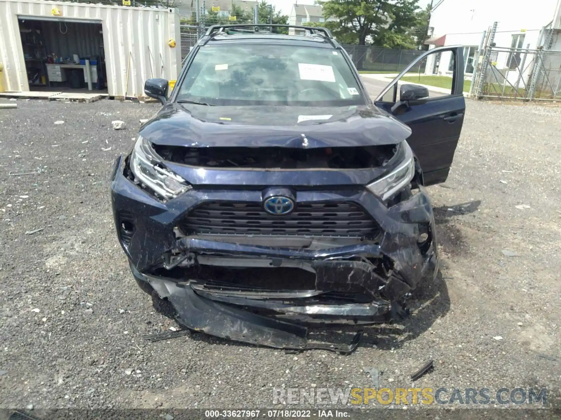 6 Photograph of a damaged car JTMEWRFV9LJ039258 TOYOTA RAV4 2020