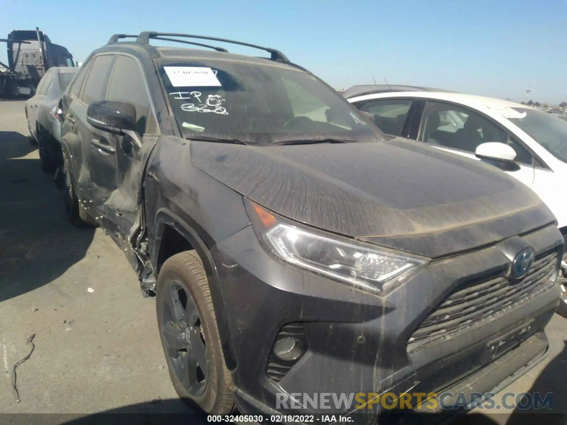 1 Photograph of a damaged car JTMEWRFVXLD542666 TOYOTA RAV4 2020