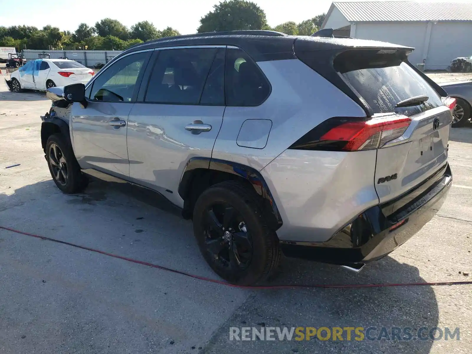 3 Photograph of a damaged car JTMEWRFVXLD546460 TOYOTA RAV4 2020