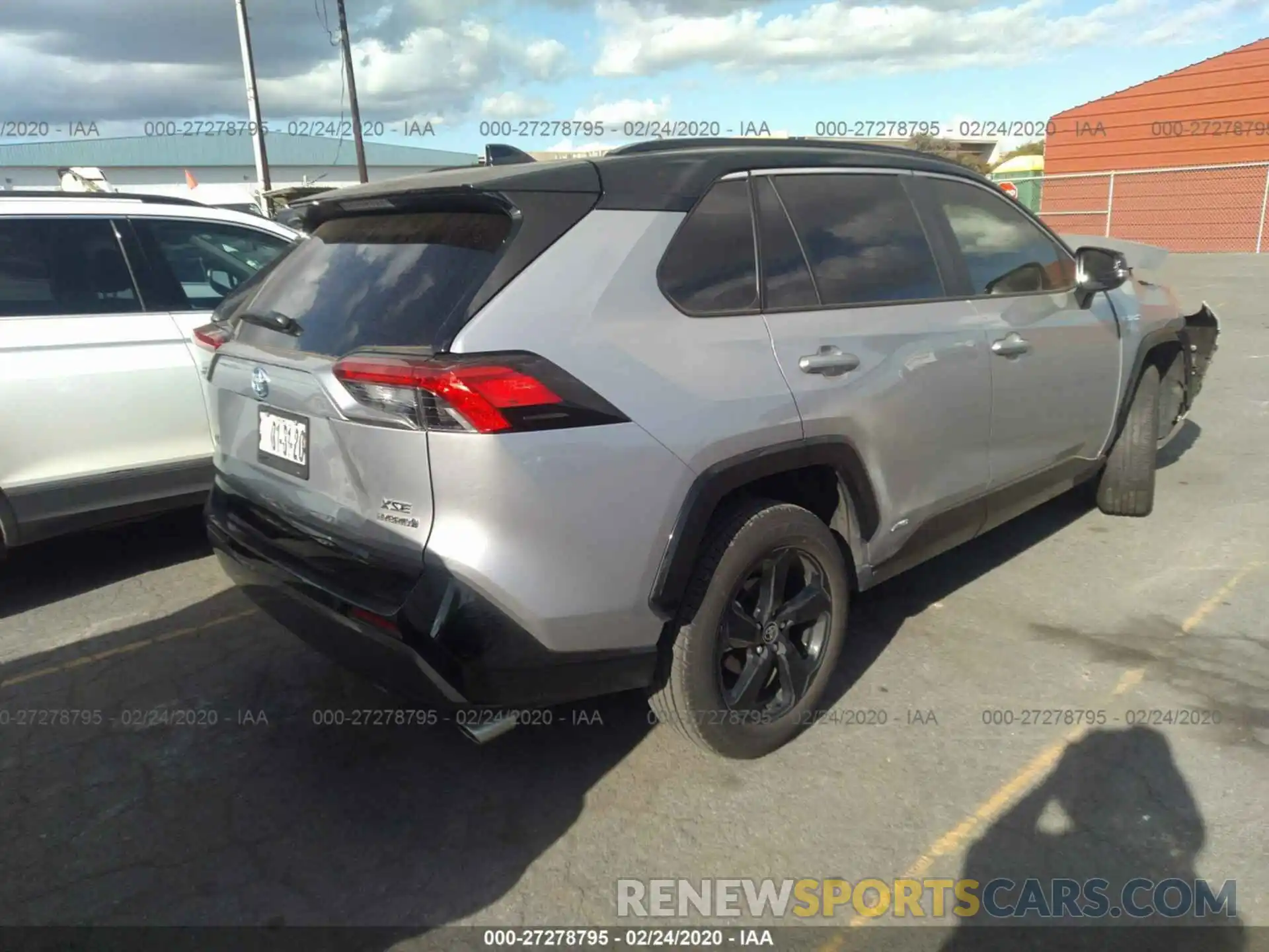 4 Фотография поврежденного автомобиля JTMEWRFVXLJ036434 TOYOTA RAV4 2020