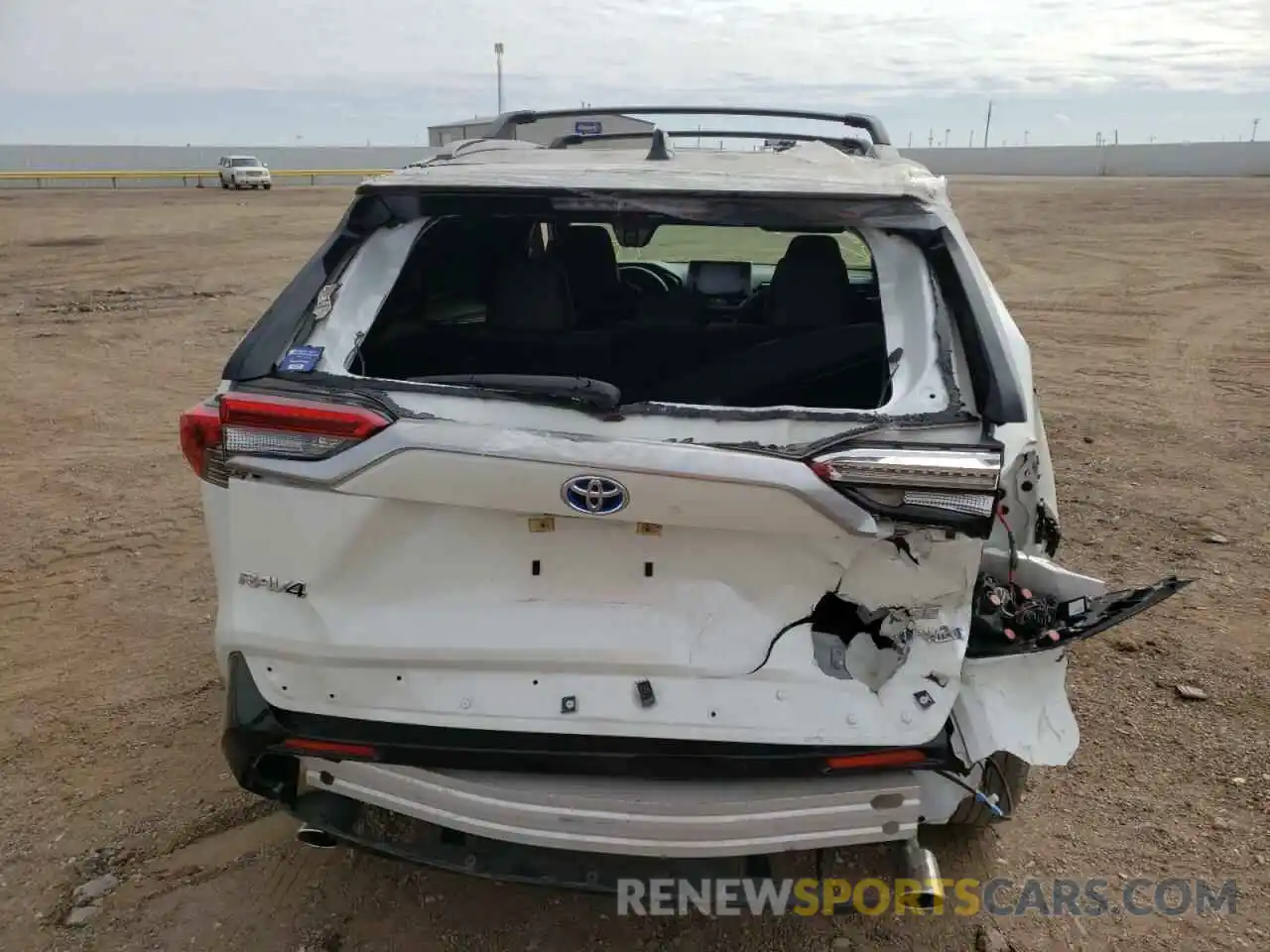 9 Photograph of a damaged car JTMEWRFVXLJ044646 TOYOTA RAV4 2020