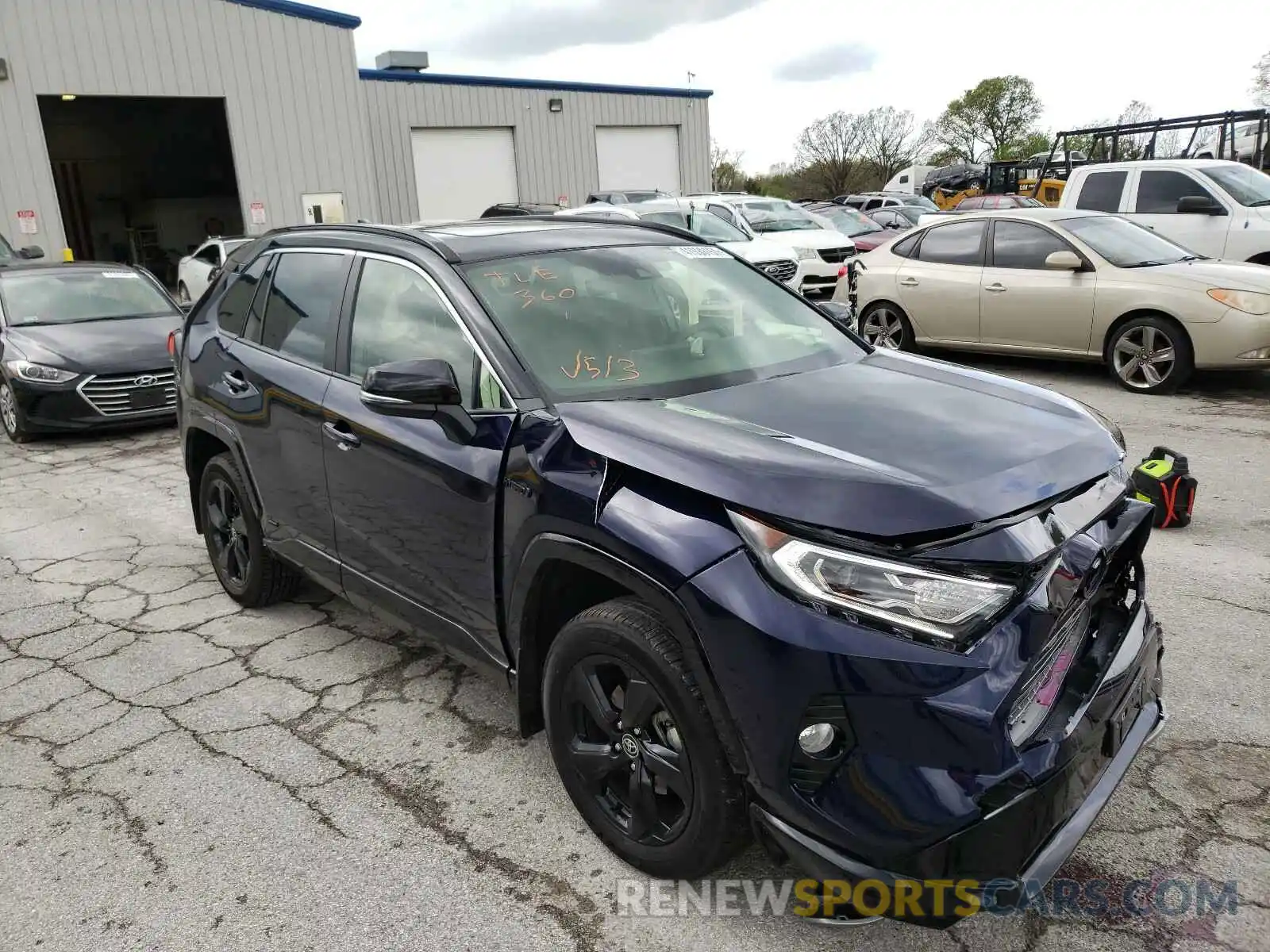 1 Photograph of a damaged car JTMEWRFVXLJ049524 TOYOTA RAV4 2020