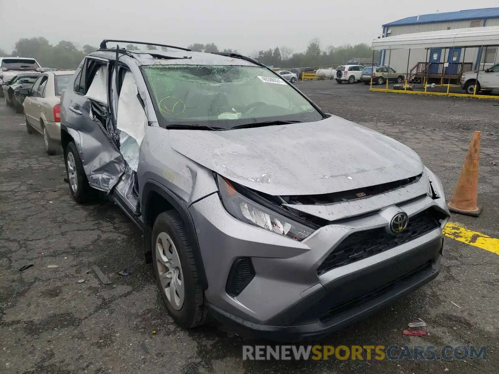 9 Photograph of a damaged car JTMF1RFV0LD051154 TOYOTA RAV4 2020