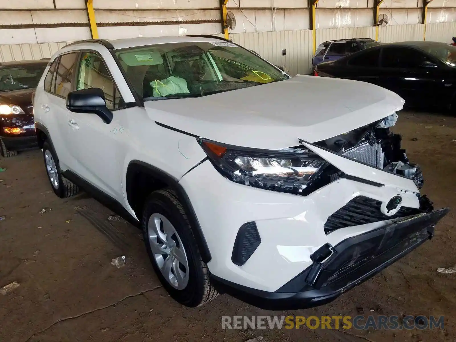 1 Photograph of a damaged car JTMF1RFV0LD054393 TOYOTA RAV4 2020