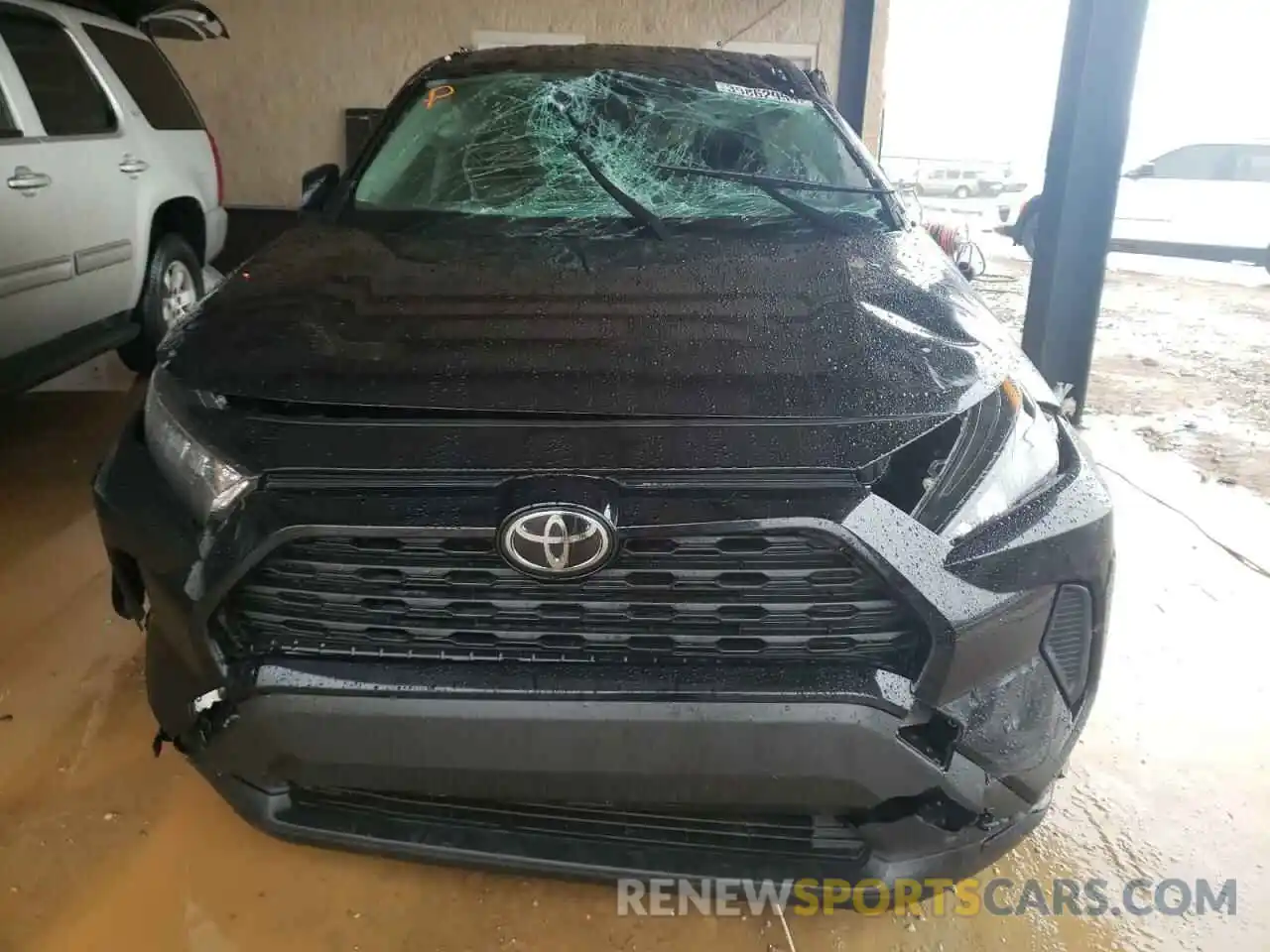 5 Photograph of a damaged car JTMF1RFV1LD052281 TOYOTA RAV4 2020