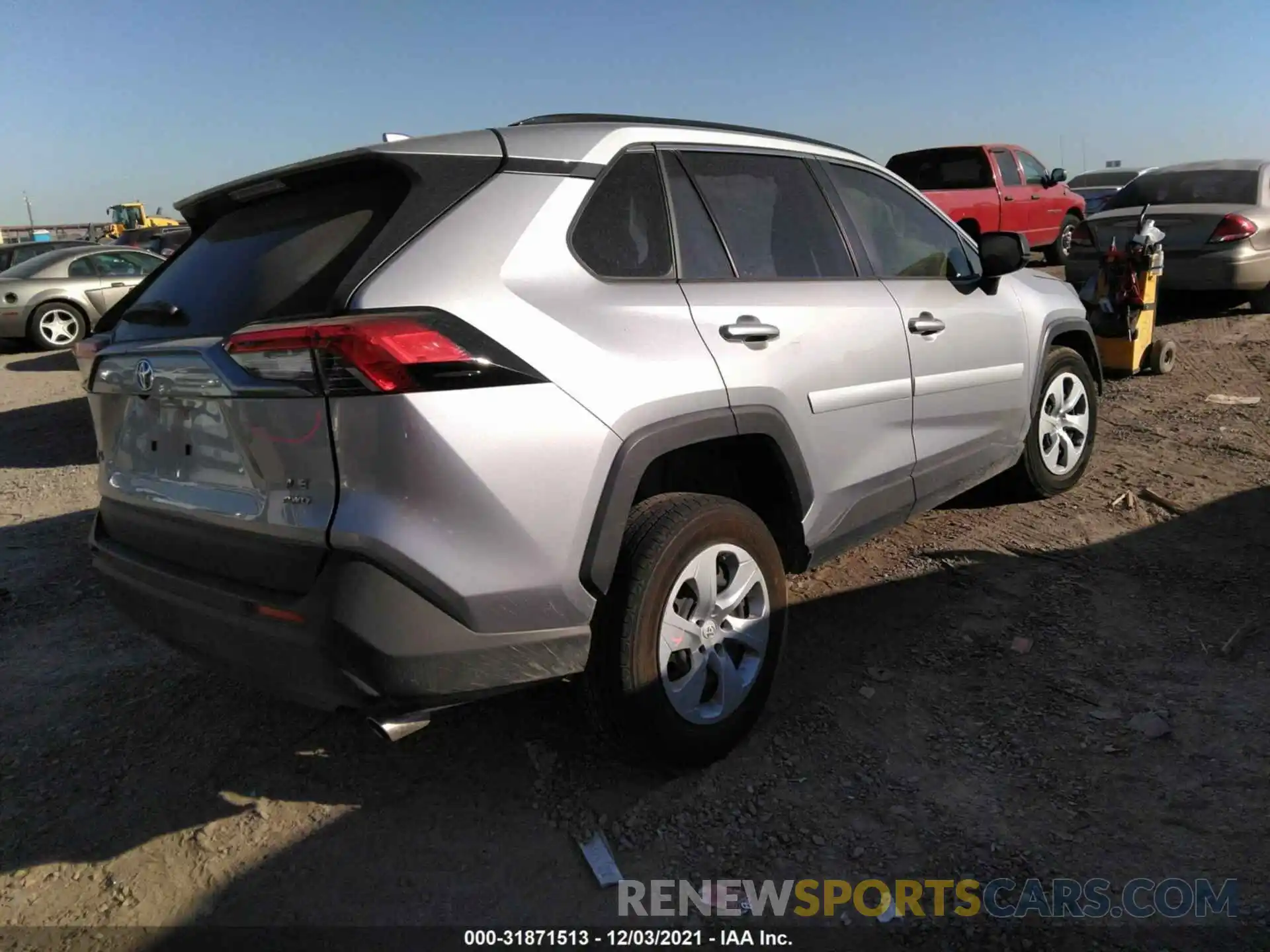 4 Photograph of a damaged car JTMF1RFV2LD060907 TOYOTA RAV4 2020