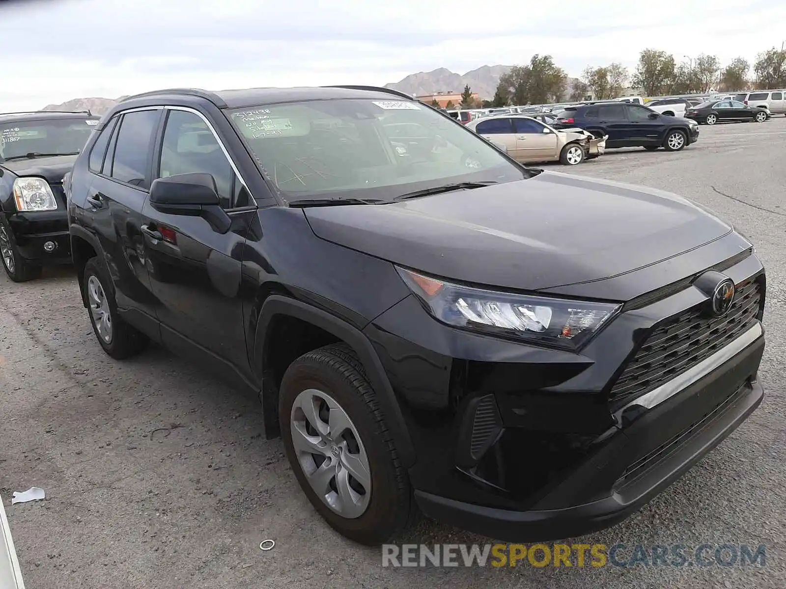 1 Photograph of a damaged car JTMF1RFV4LD055921 TOYOTA RAV4 2020