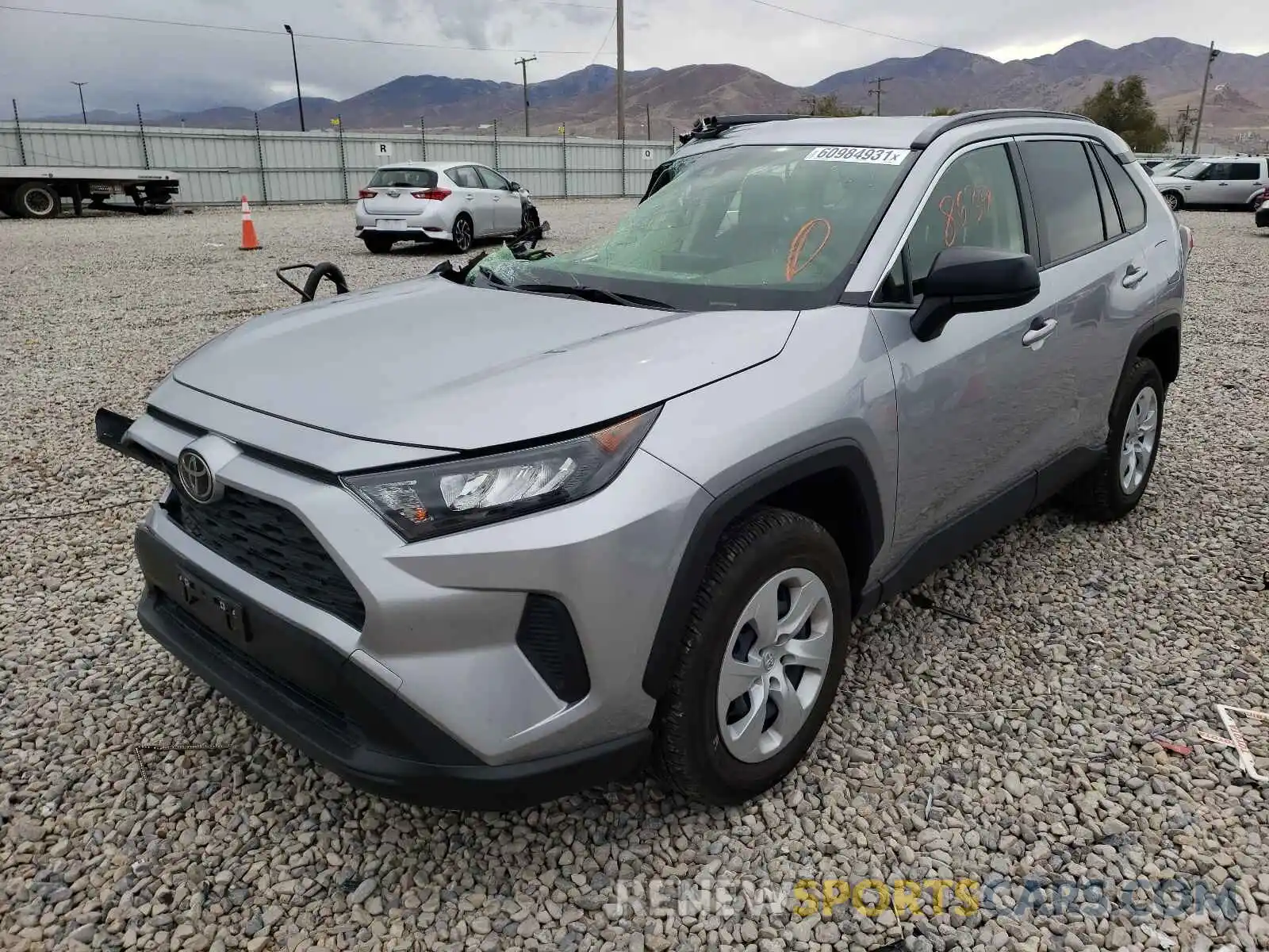 2 Фотография поврежденного автомобиля JTMF1RFV4LD060780 TOYOTA RAV4 2020