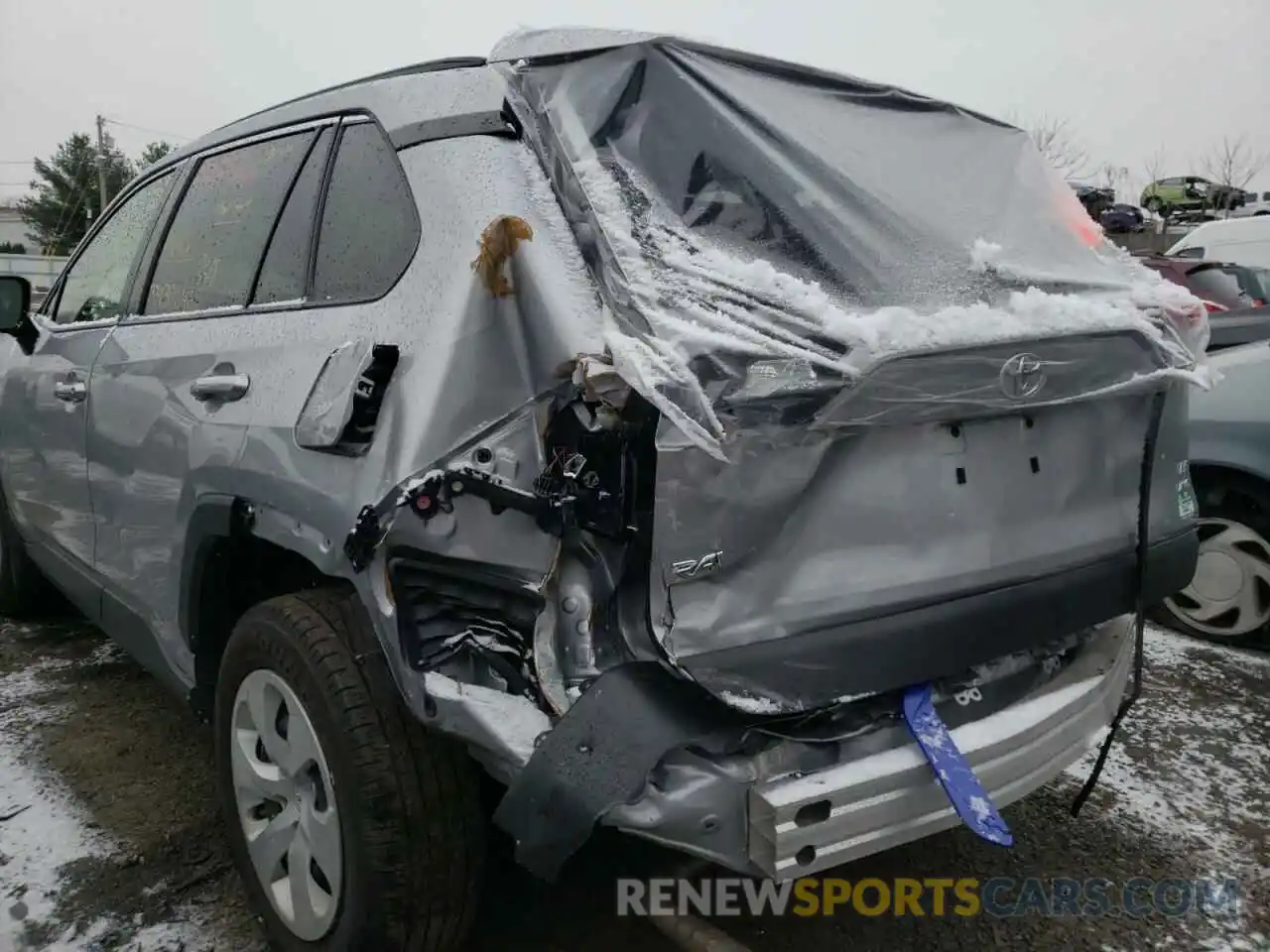 9 Photograph of a damaged car JTMF1RFV5LD060254 TOYOTA RAV4 2020