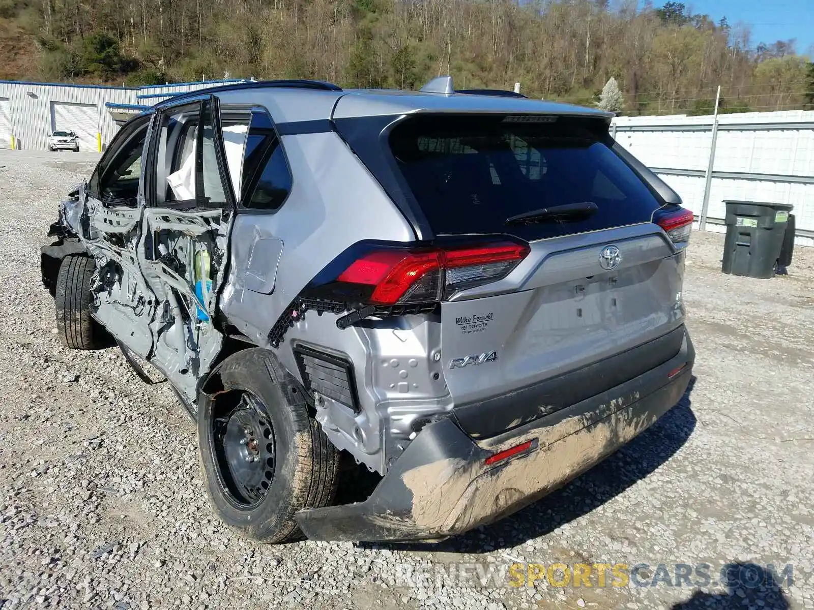 3 Photograph of a damaged car JTMF1RFV6LD050543 TOYOTA RAV4 2020