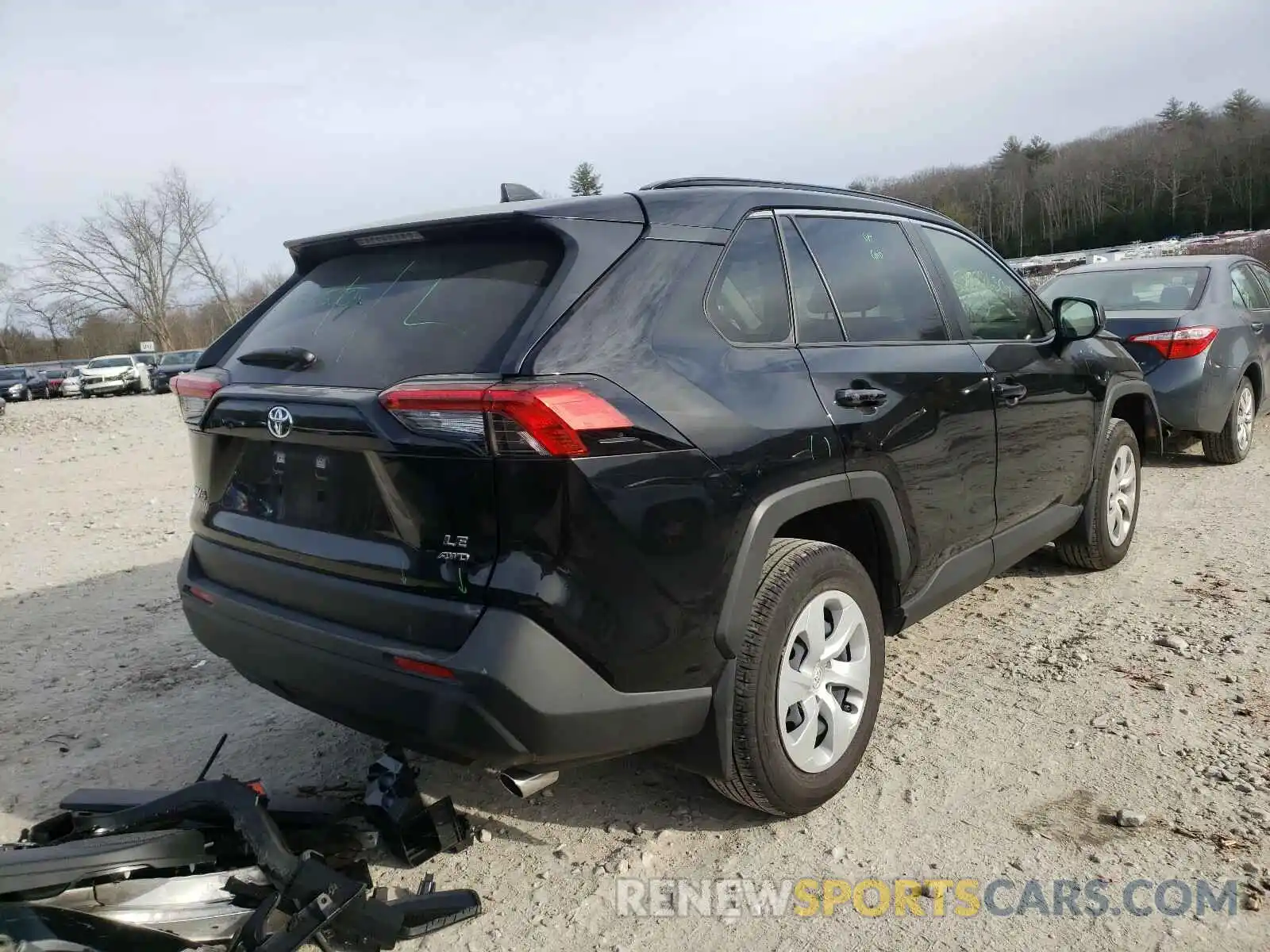 4 Photograph of a damaged car JTMF1RFV7LD530350 TOYOTA RAV4 2020