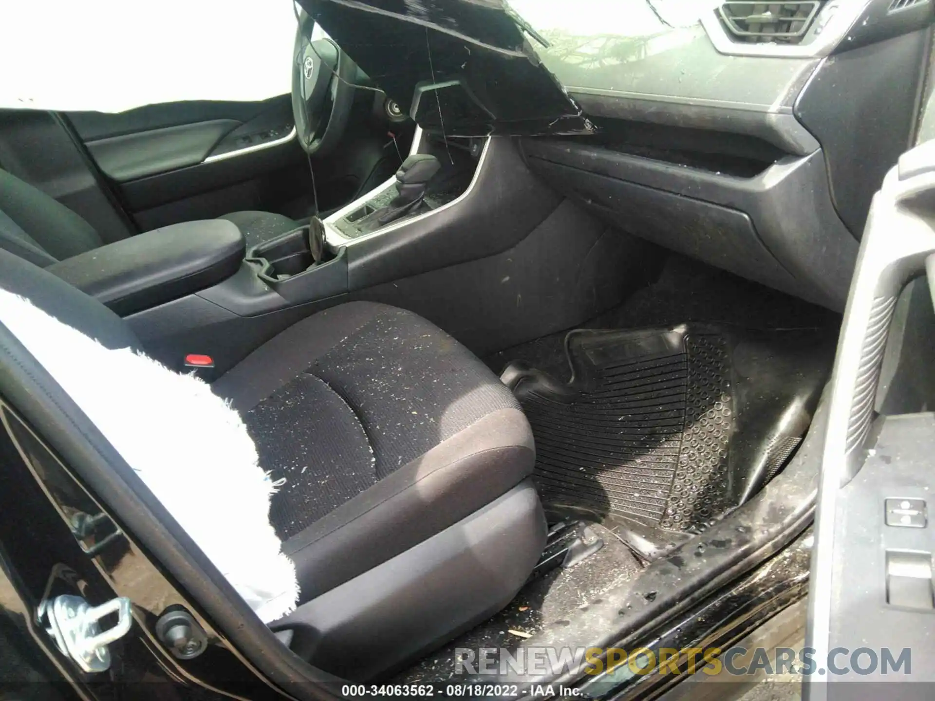 5 Photograph of a damaged car JTMF1RFVXLD056202 TOYOTA RAV4 2020