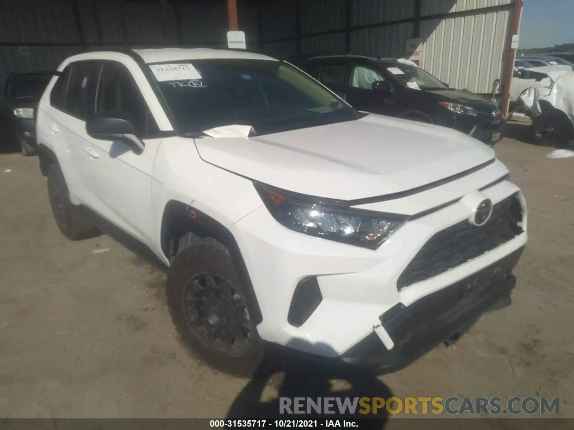 1 Photograph of a damaged car JTMF1RFVXLD528737 TOYOTA RAV4 2020