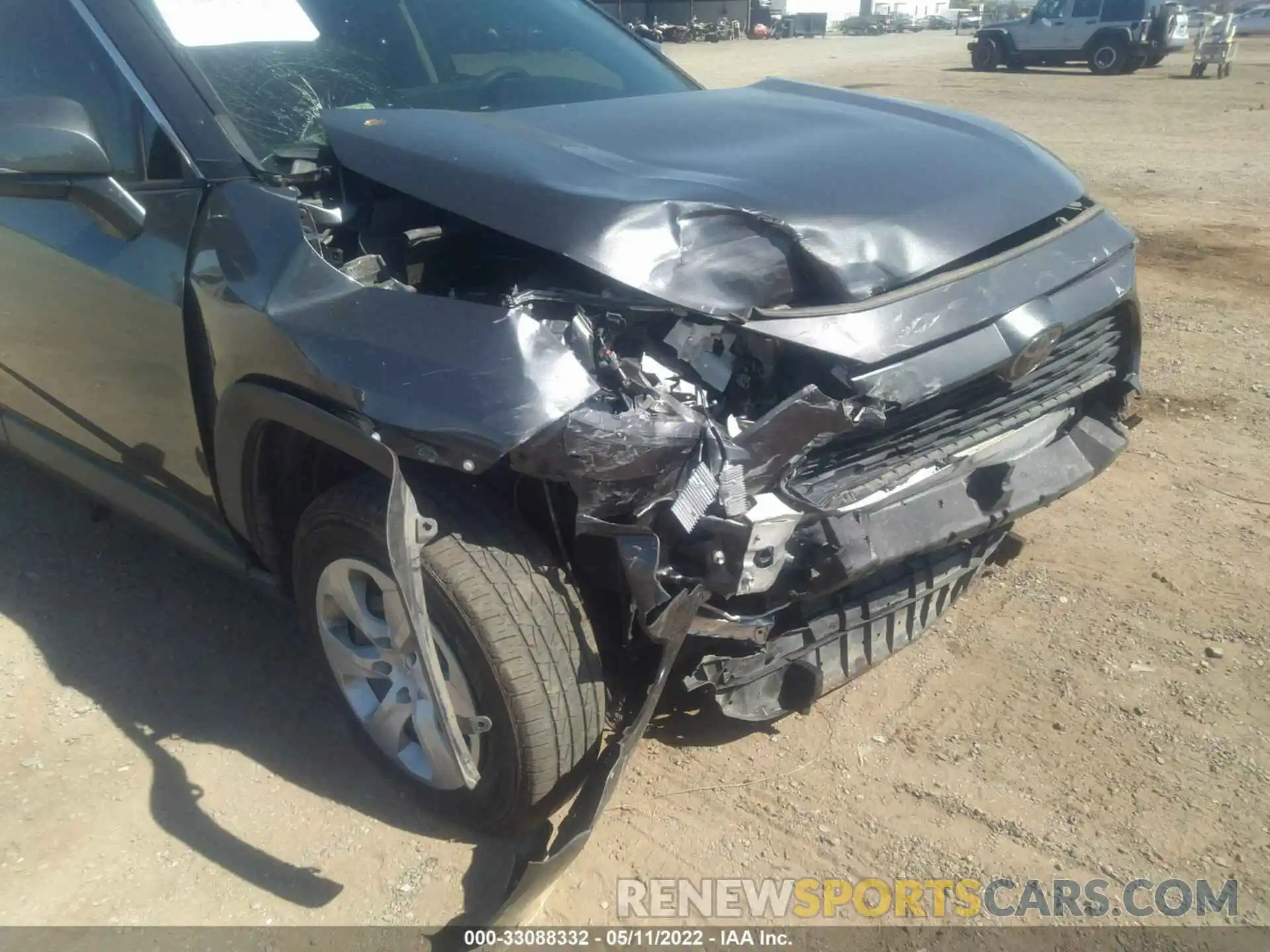 6 Photograph of a damaged car JTMG1RFV1LD061504 TOYOTA RAV4 2020