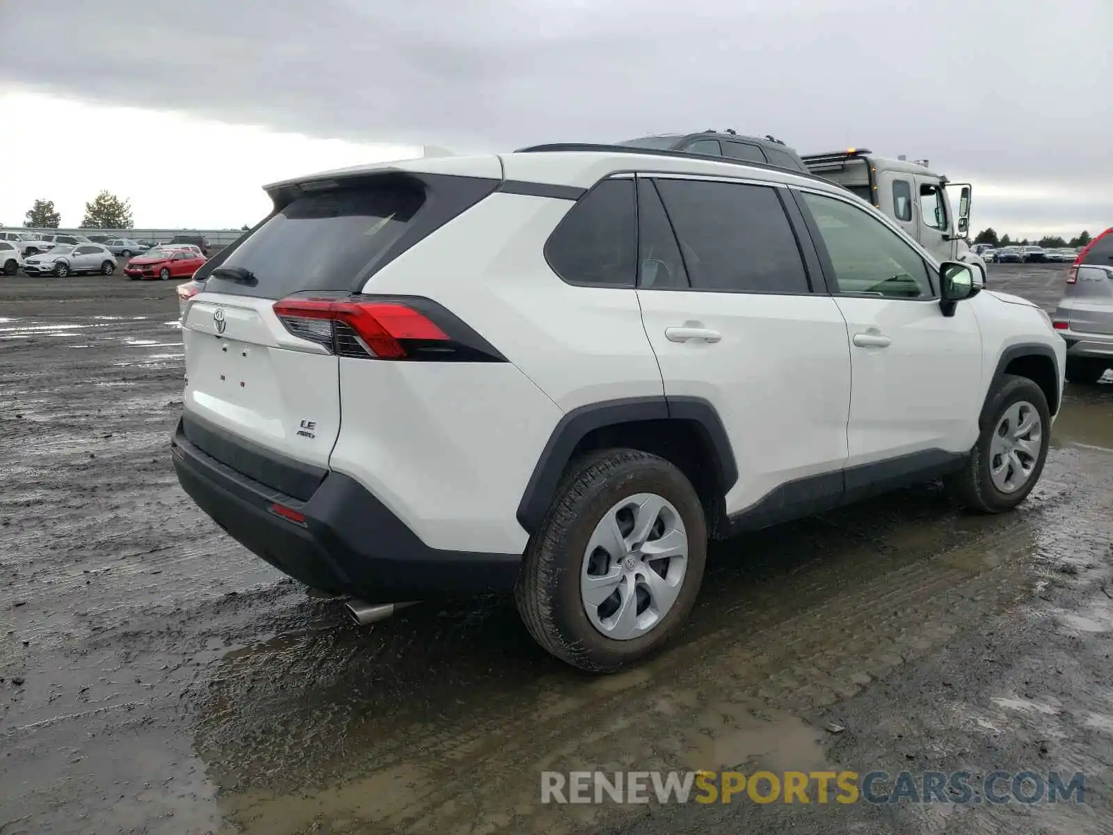 4 Photograph of a damaged car JTMG1RFV1LD062698 TOYOTA RAV4 2020