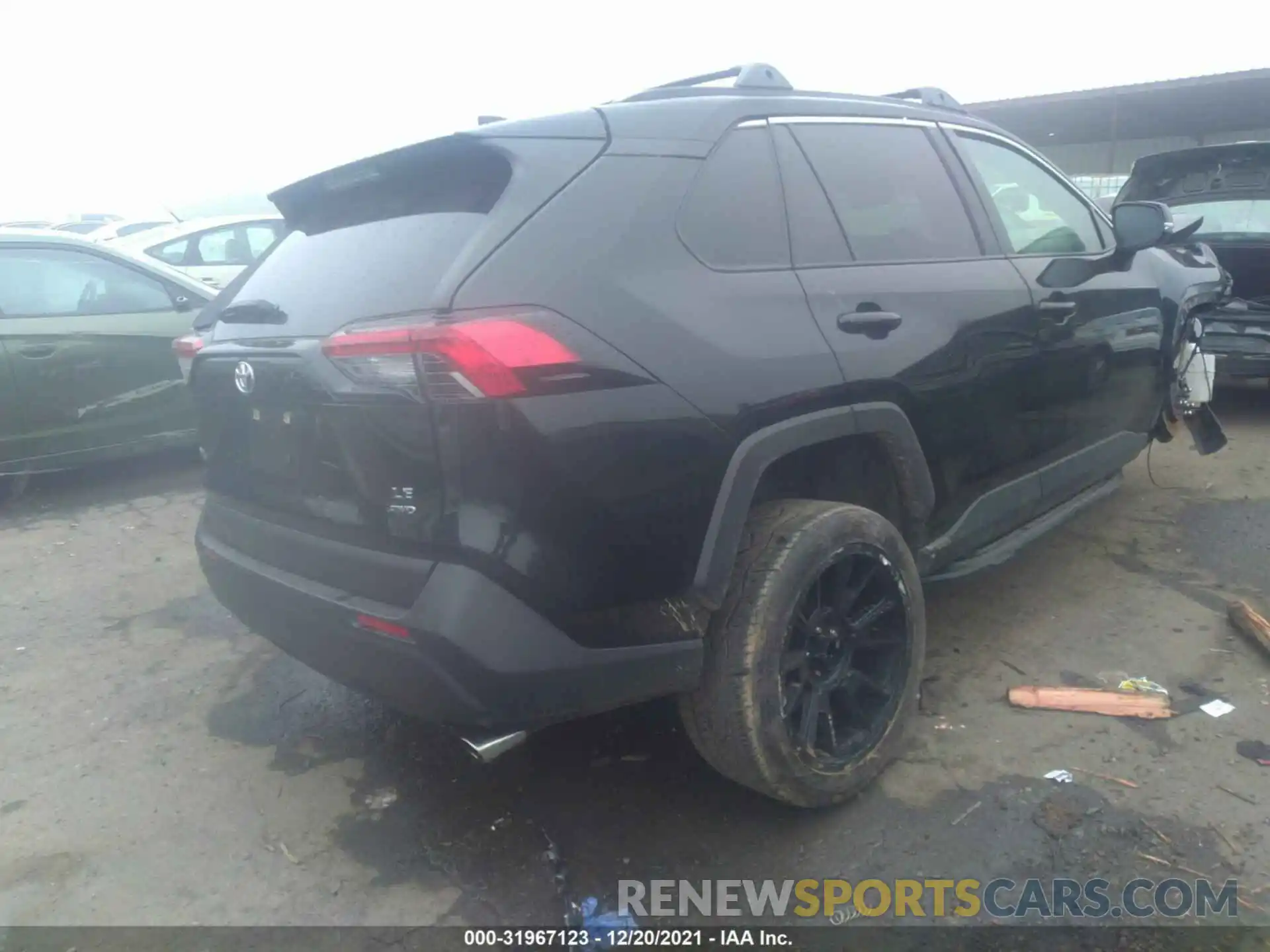 4 Photograph of a damaged car JTMG1RFV2LD058174 TOYOTA RAV4 2020