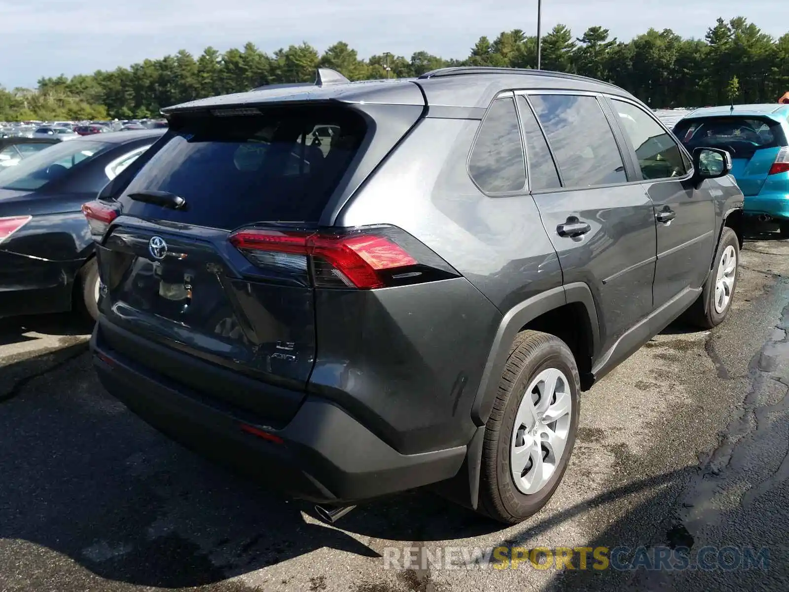 4 Photograph of a damaged car JTMG1RFV2LD061365 TOYOTA RAV4 2020