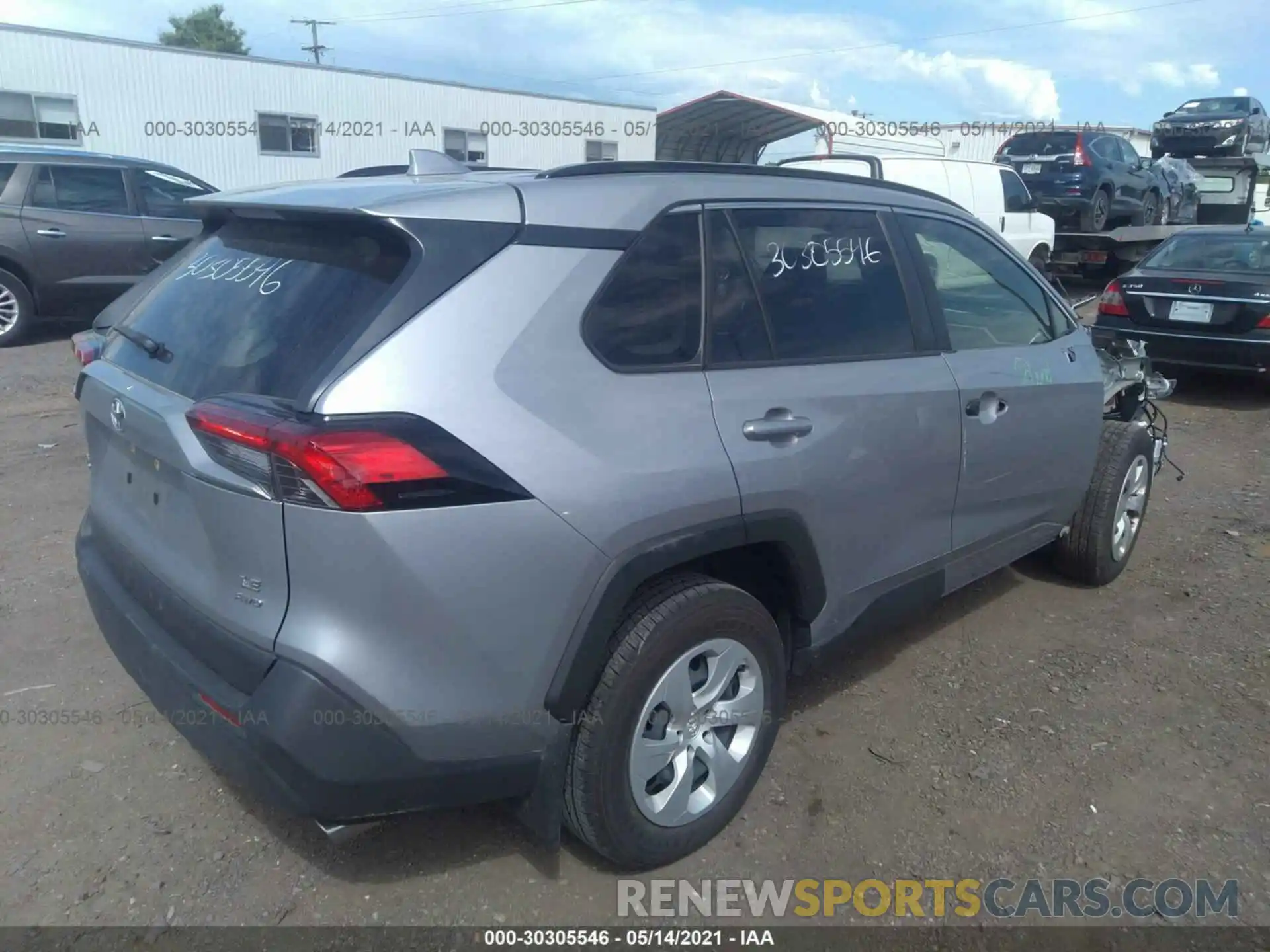 4 Photograph of a damaged car JTMG1RFV2LD062628 TOYOTA RAV4 2020