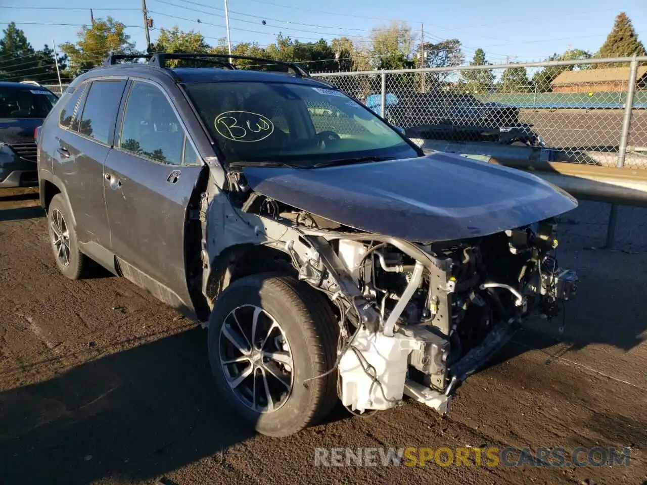 1 Photograph of a damaged car JTMG1RFV2LD064816 TOYOTA RAV4 2020